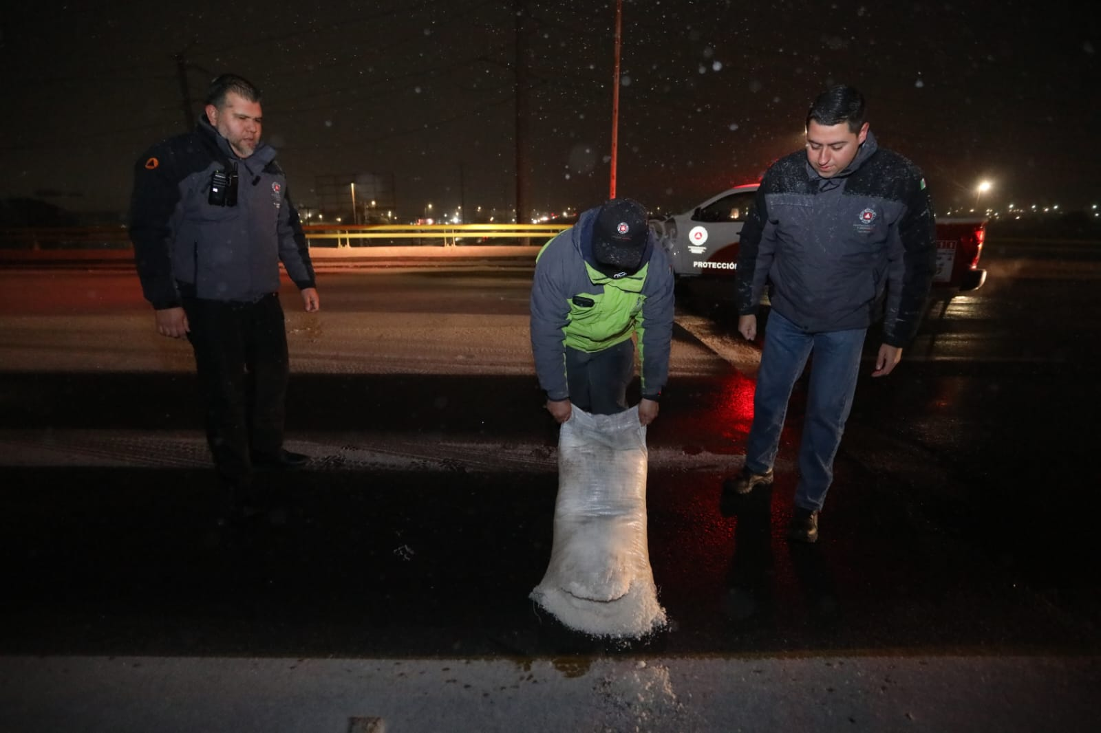 Cierran  puentes en Saltillo
