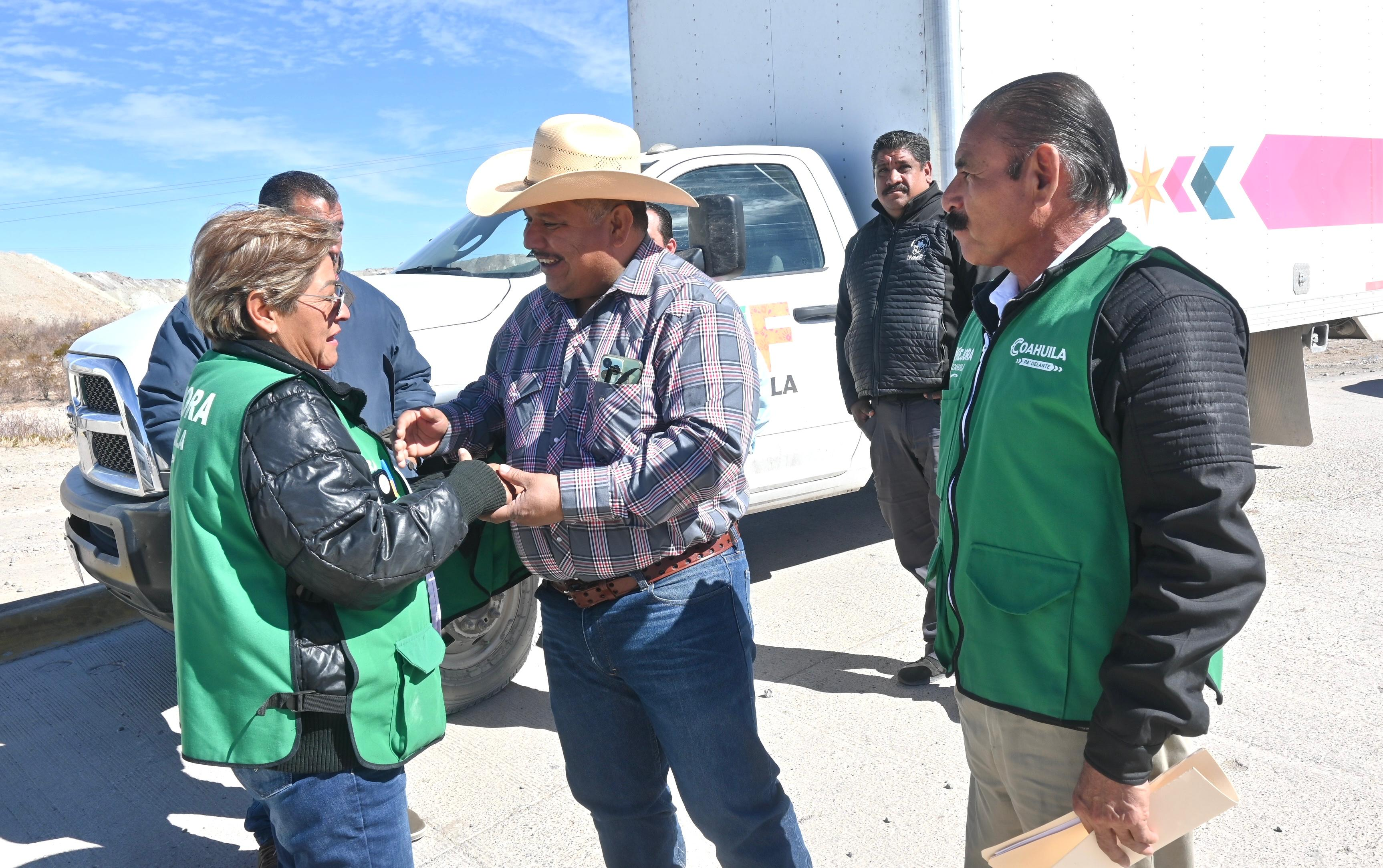 SE REESTABLECE SERVICIO DE ELECTRICIDAD Y LLEGAN APOYOS A HÉRCULES