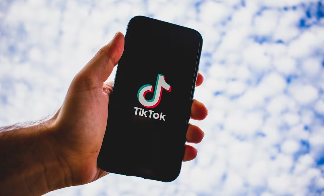 Perplexity AI presenta una nueva propuesta para comprar TikTok; podría darle al gobierno de EU participación del 50%