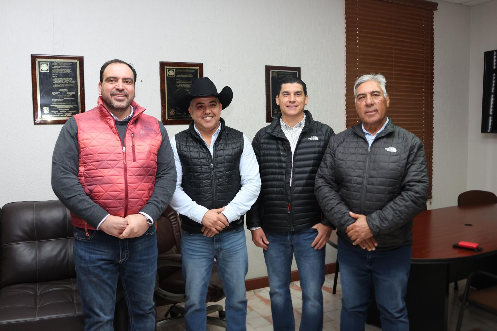 Firman convenio para programa de escrituración Estado y Municipio de Sabinas