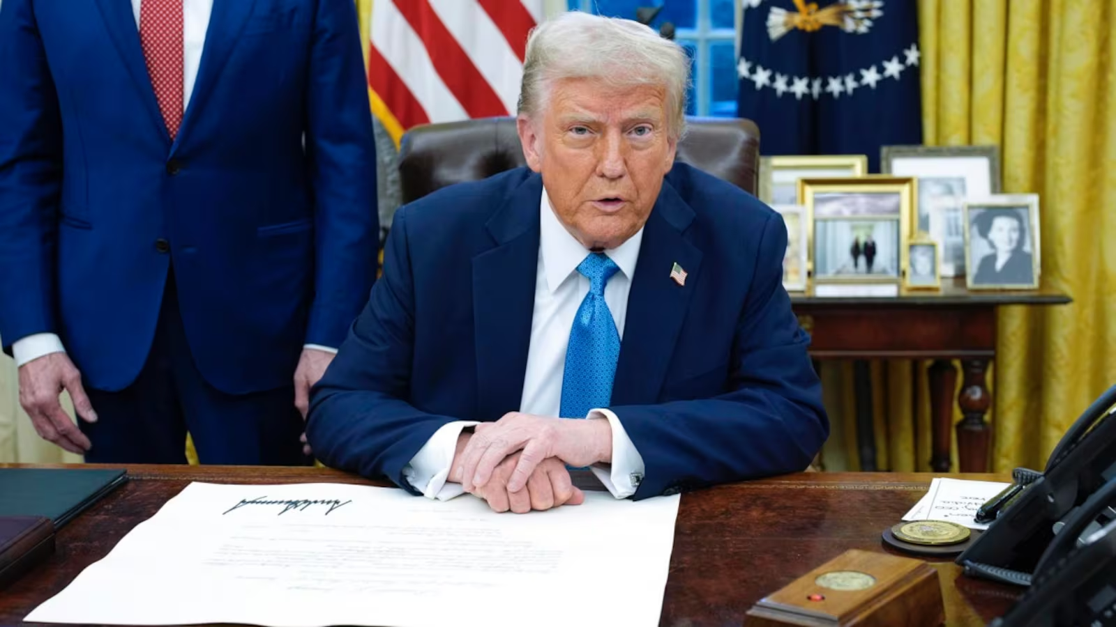 ¿Habrá gasolinazos en México y Canadá? Trump aplicará aranceles al gas y petróleo