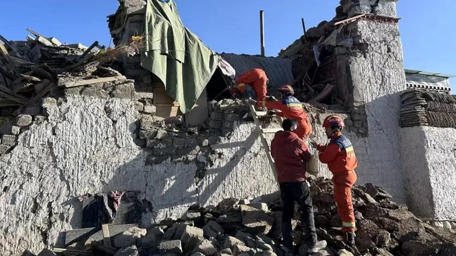 Terremoto en China: Aumenta a 95 los muertos tras sismo de 6.8 en el Tíbet, cerca del Everest