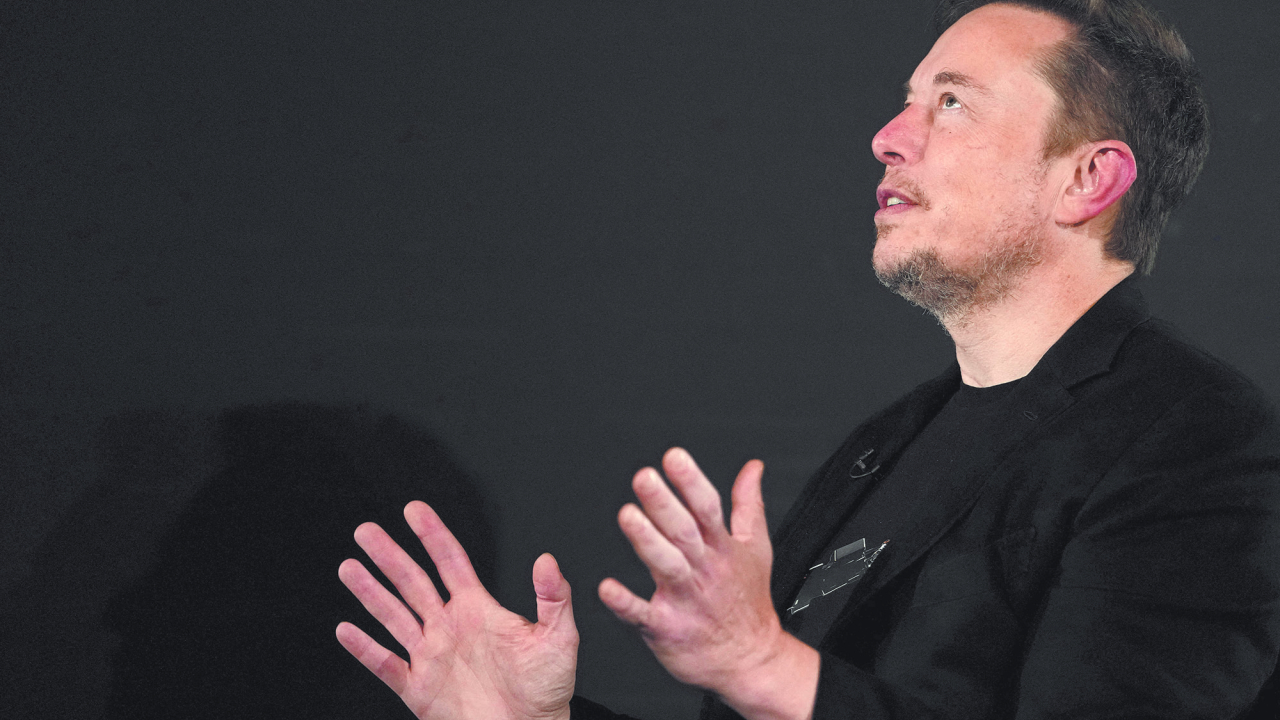 Elon Musk espera recortar gasto público en EU en 1 billón de dólares