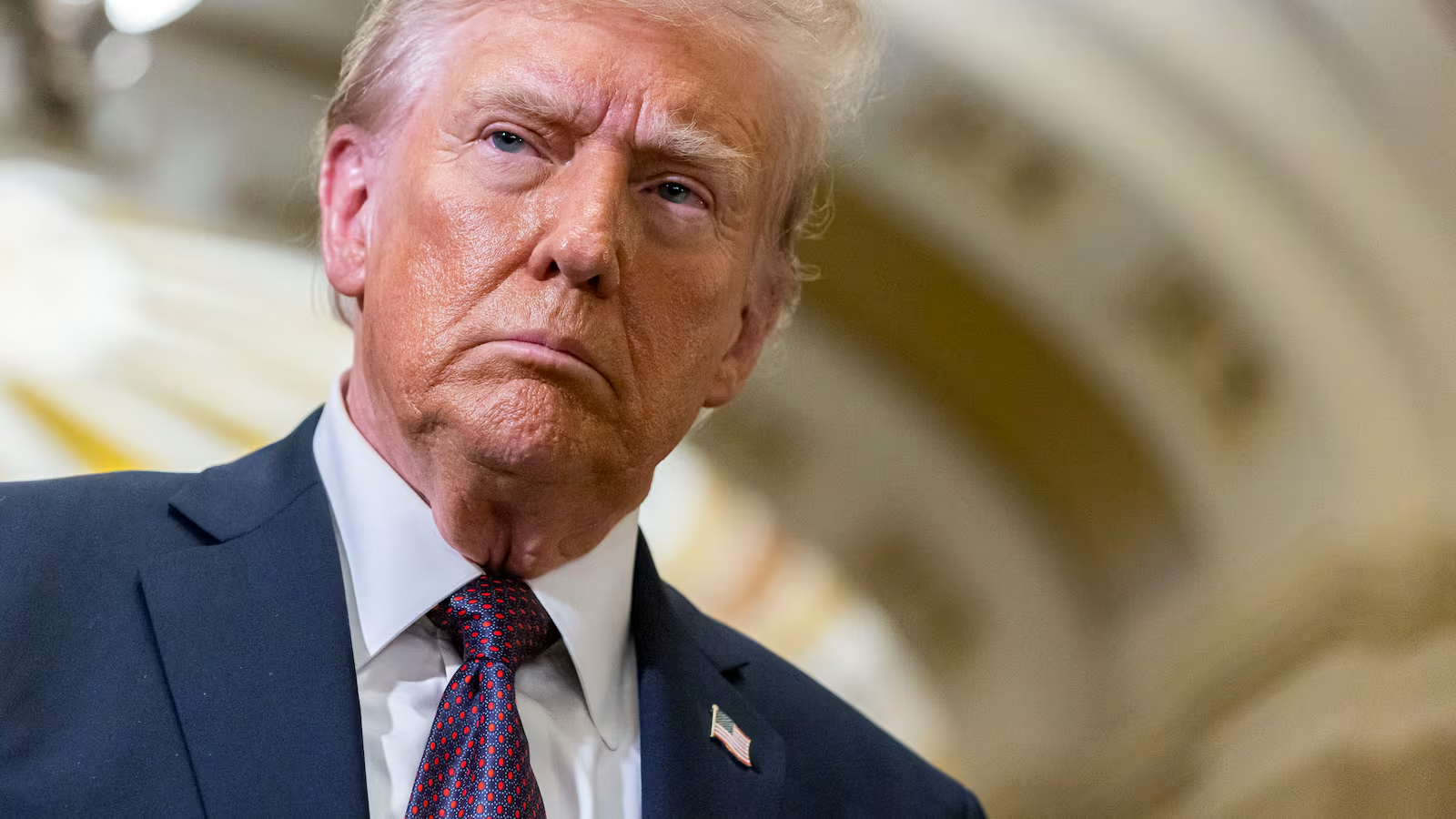 Trump amaga con crear el ‘SAT’ para extranjeros: ‘Cobraremos a quienes ganan dinero a costa de nosotros’