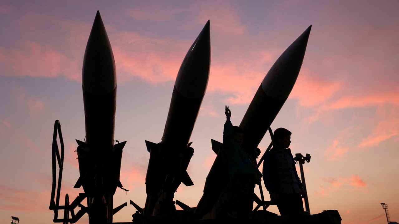 Irán discutirá su plan nuclear con países europeos este mes en Ginebra