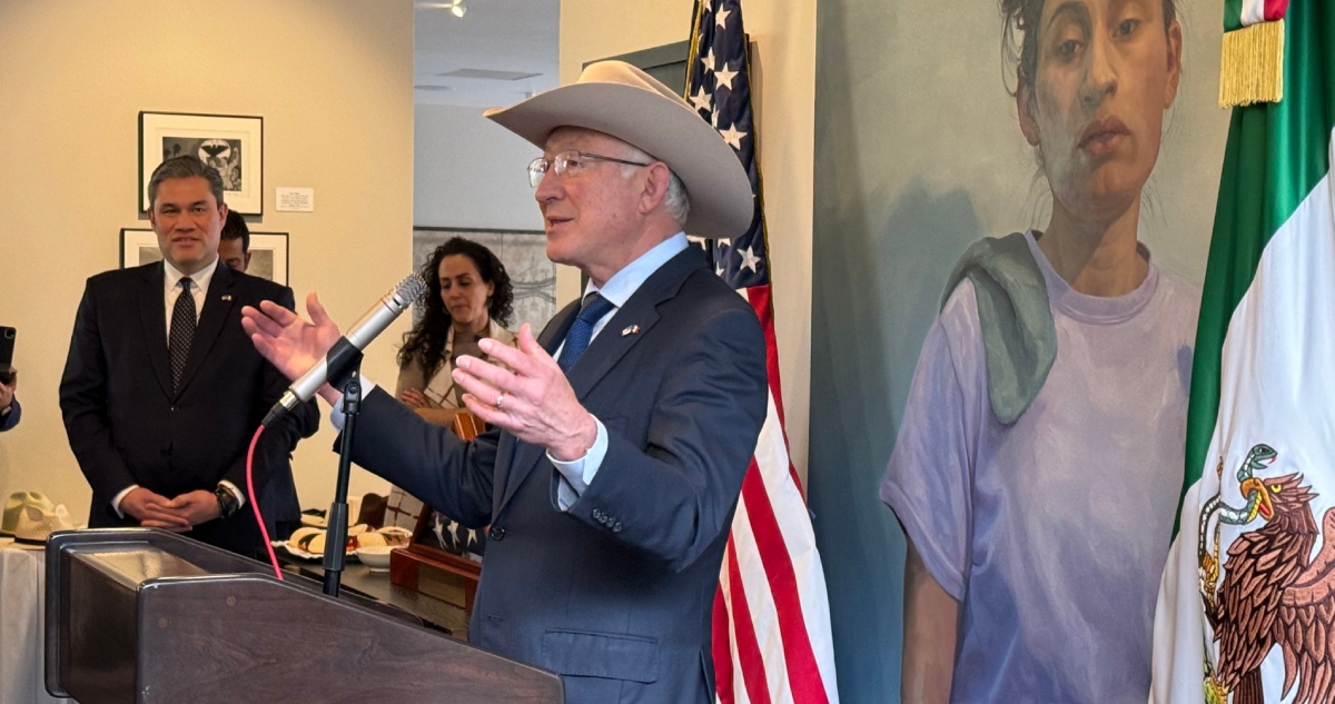 ‘Sé que se produce fentanilo en México’: Así se despide Ken Salazar de la embajada de EU