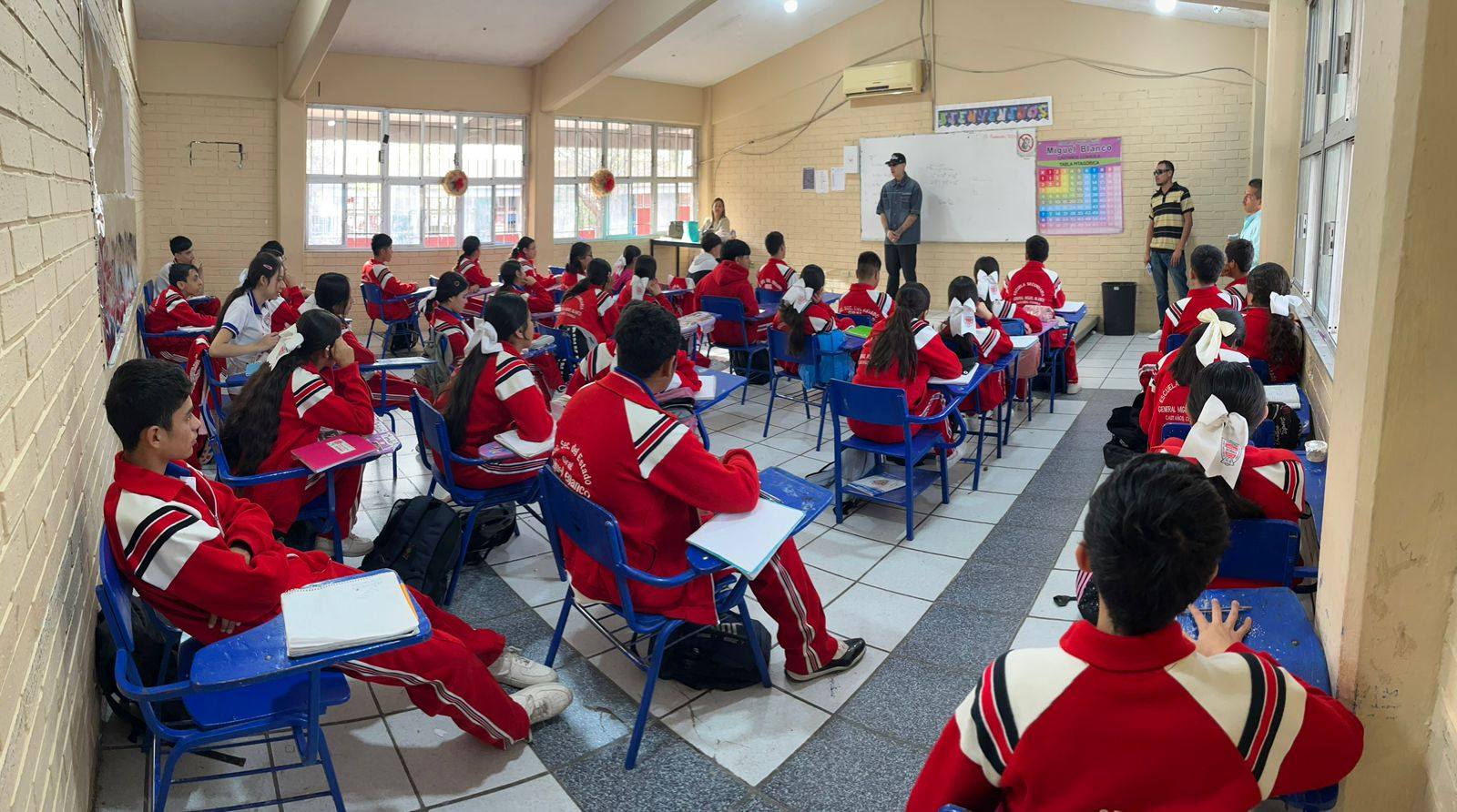 Busca Castaños alejar a juventud de adicciones
