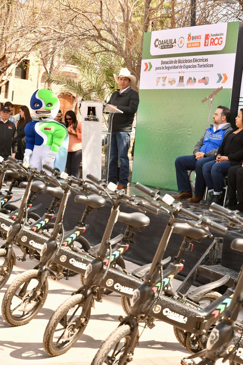 Recibe Candela insumos para Seguridad Pública