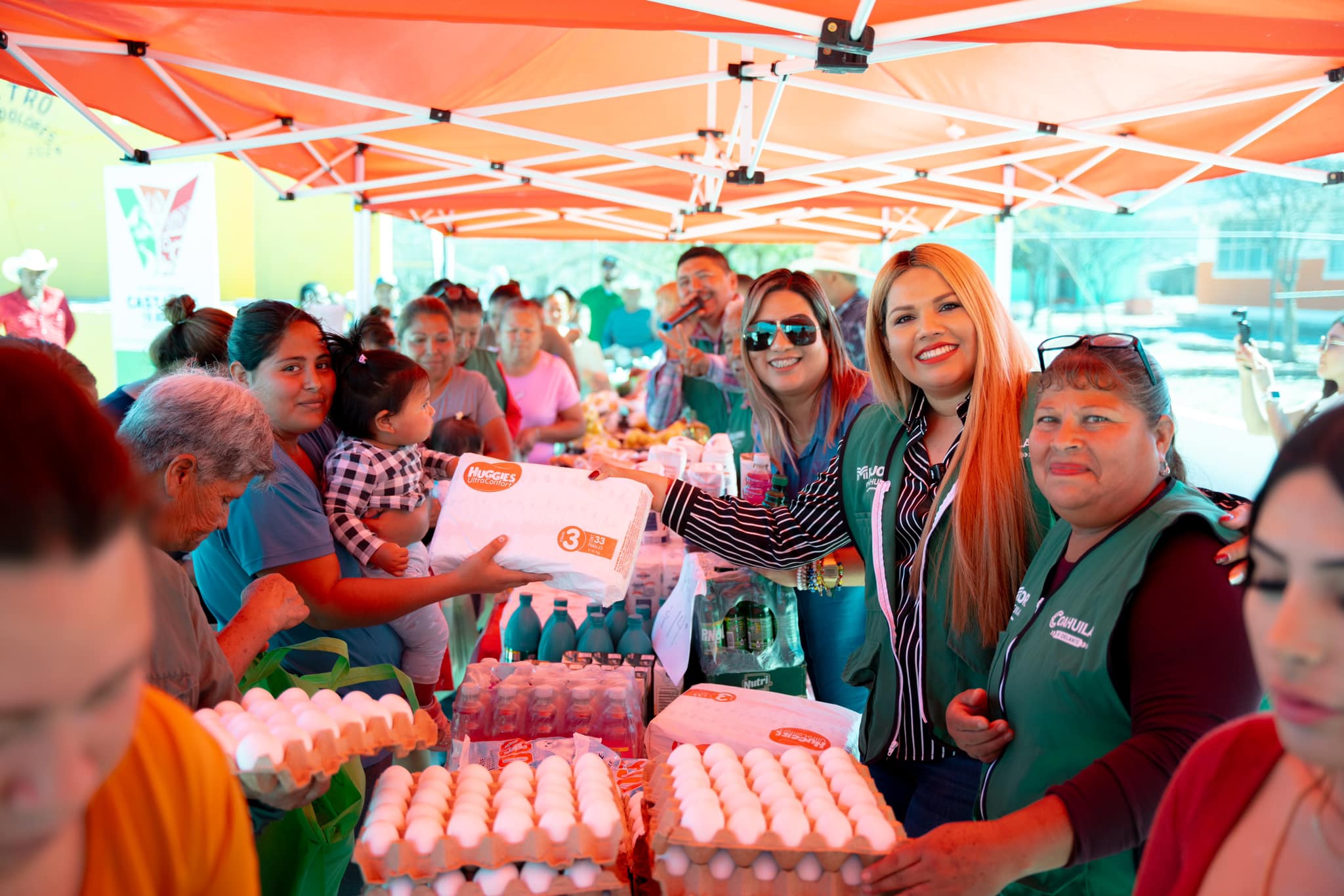 Apoya Mercadito Mejora a ejidatarios de Castaños