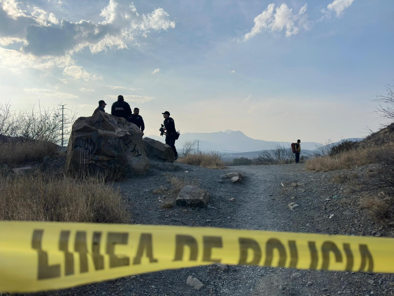 Encuentran cuerpo en cerro de Saltillo