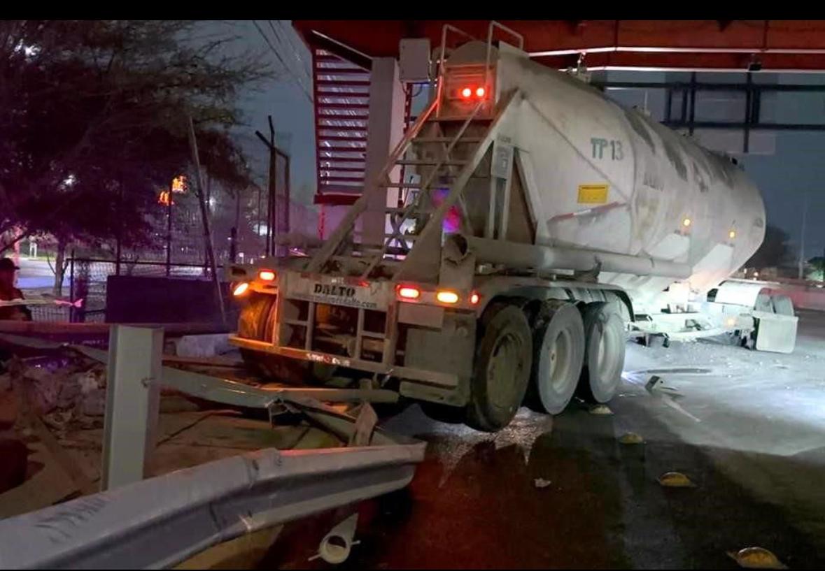 Impacta tráiler puente y malla
