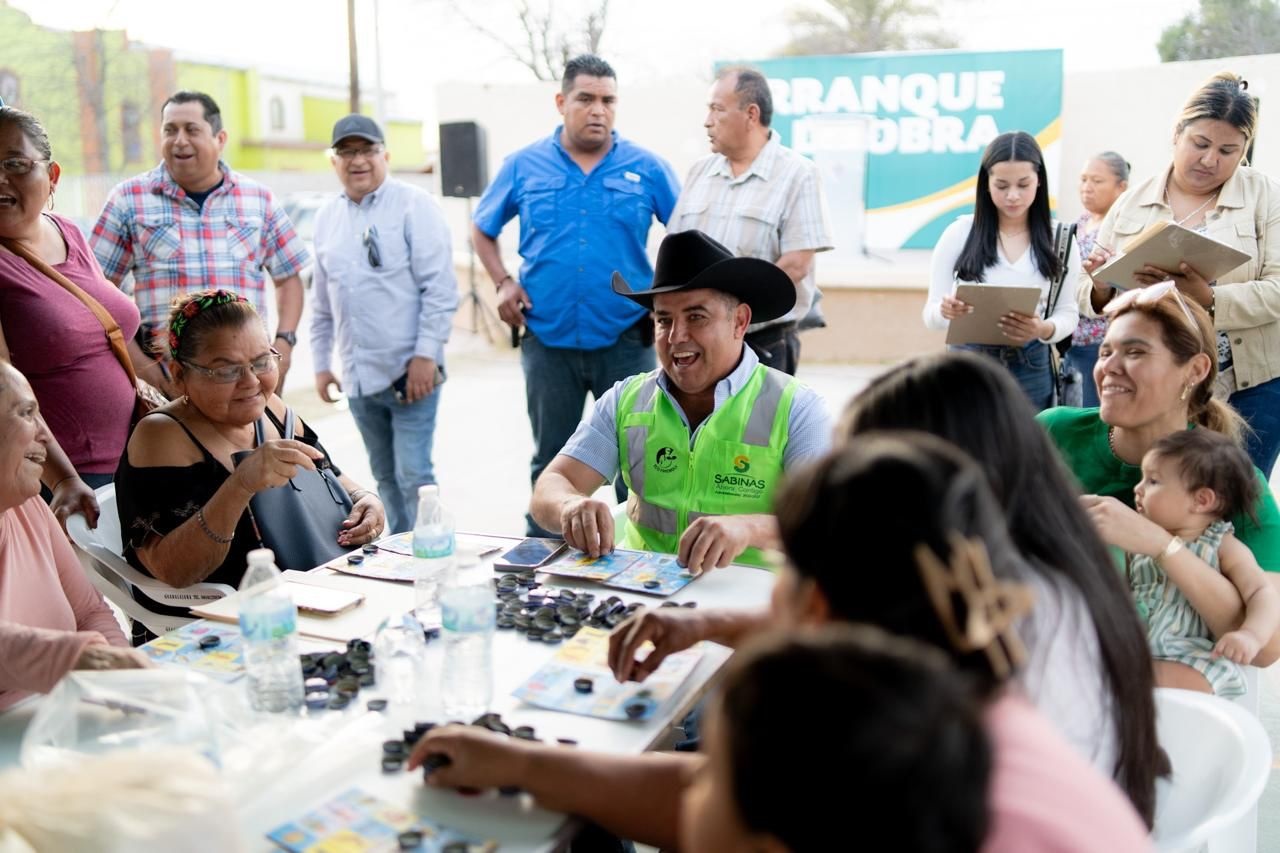 Encabeza Chano obras en Cloete