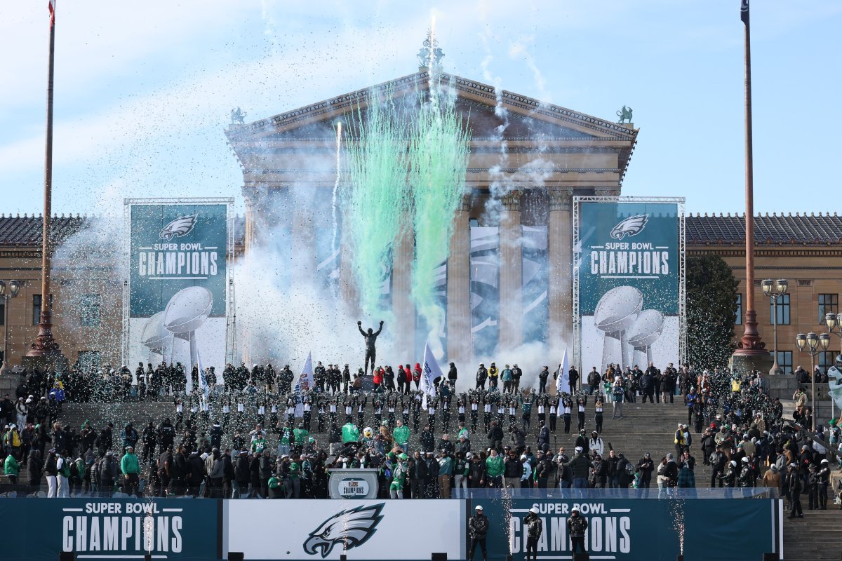 «Fly, Eagles Fly»