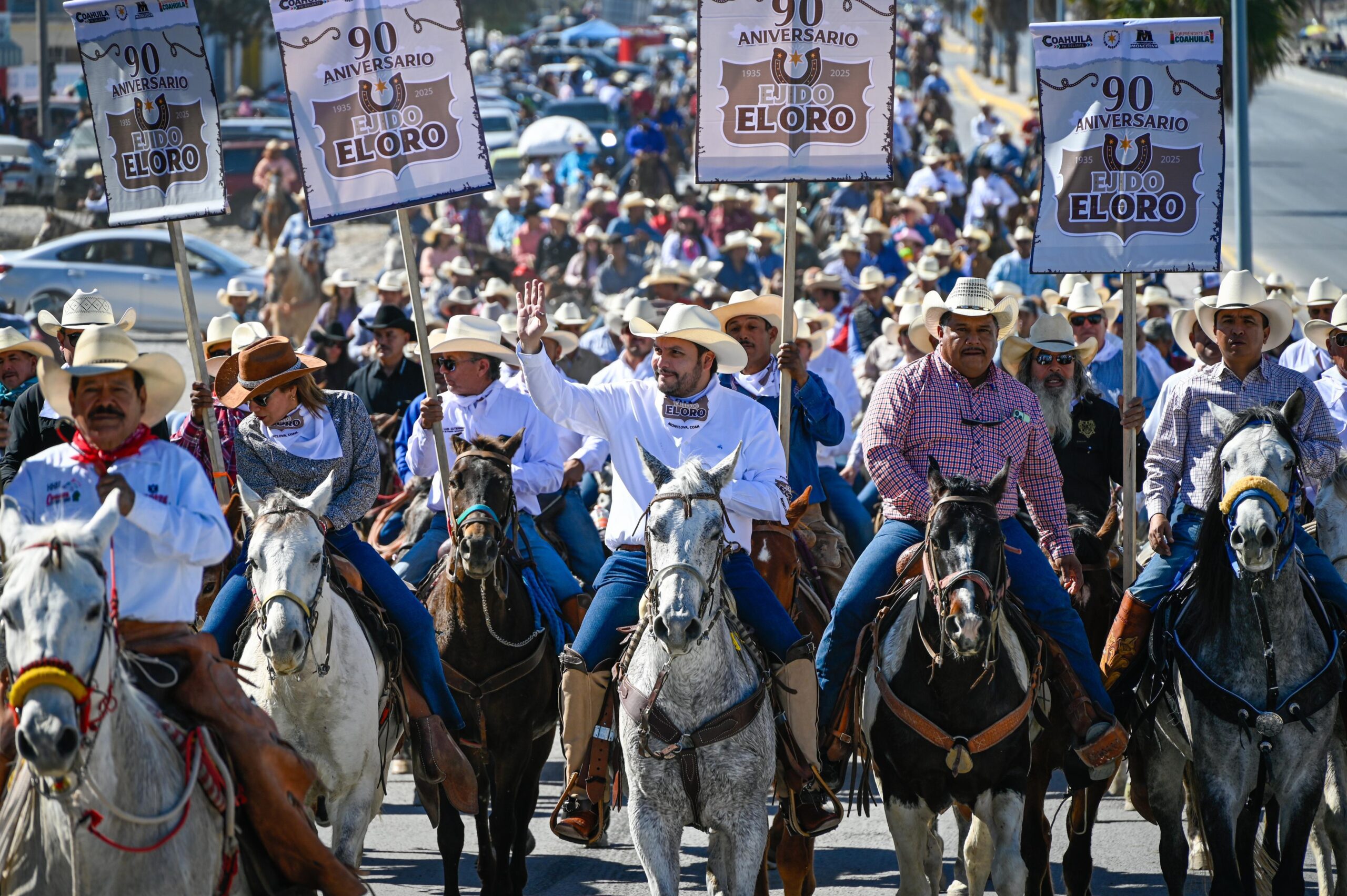Celebra ejido El Oro con unión y tradición
