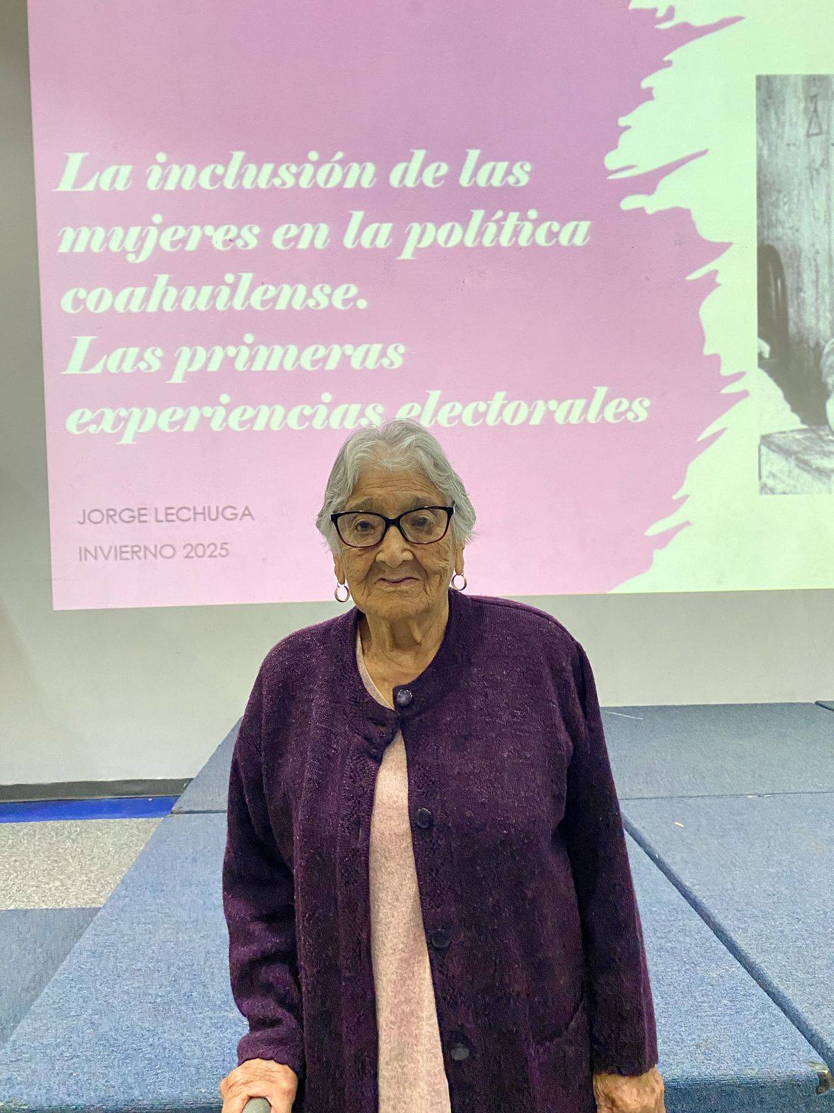 Reconoce Yesica Sifuentes a pionera política de Castaños