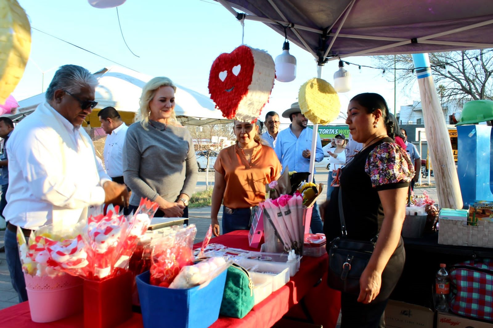 Inauguran Corredor Artesanal en Palaú