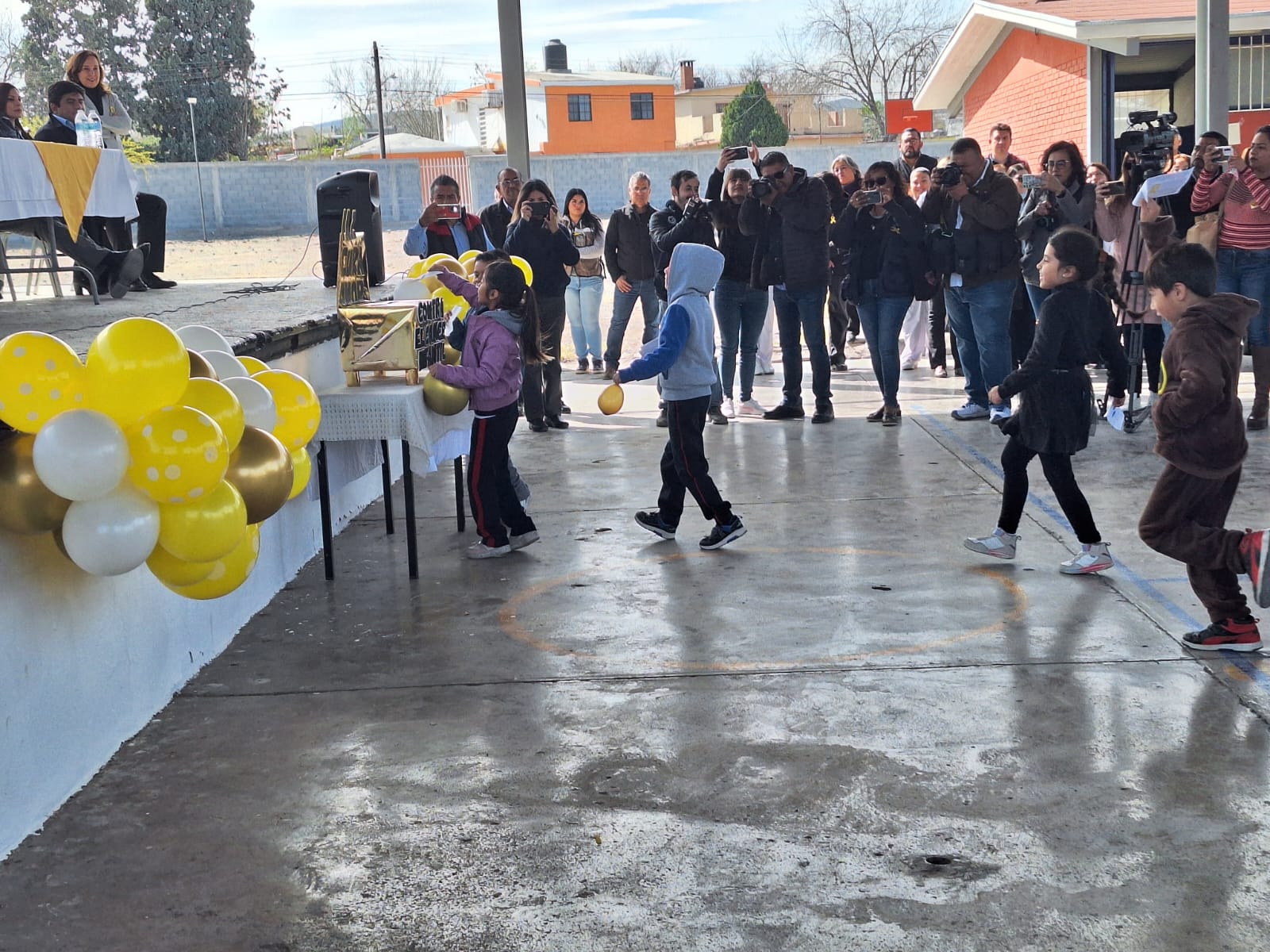 Conmemoran el Día contra Cáncer Infantil