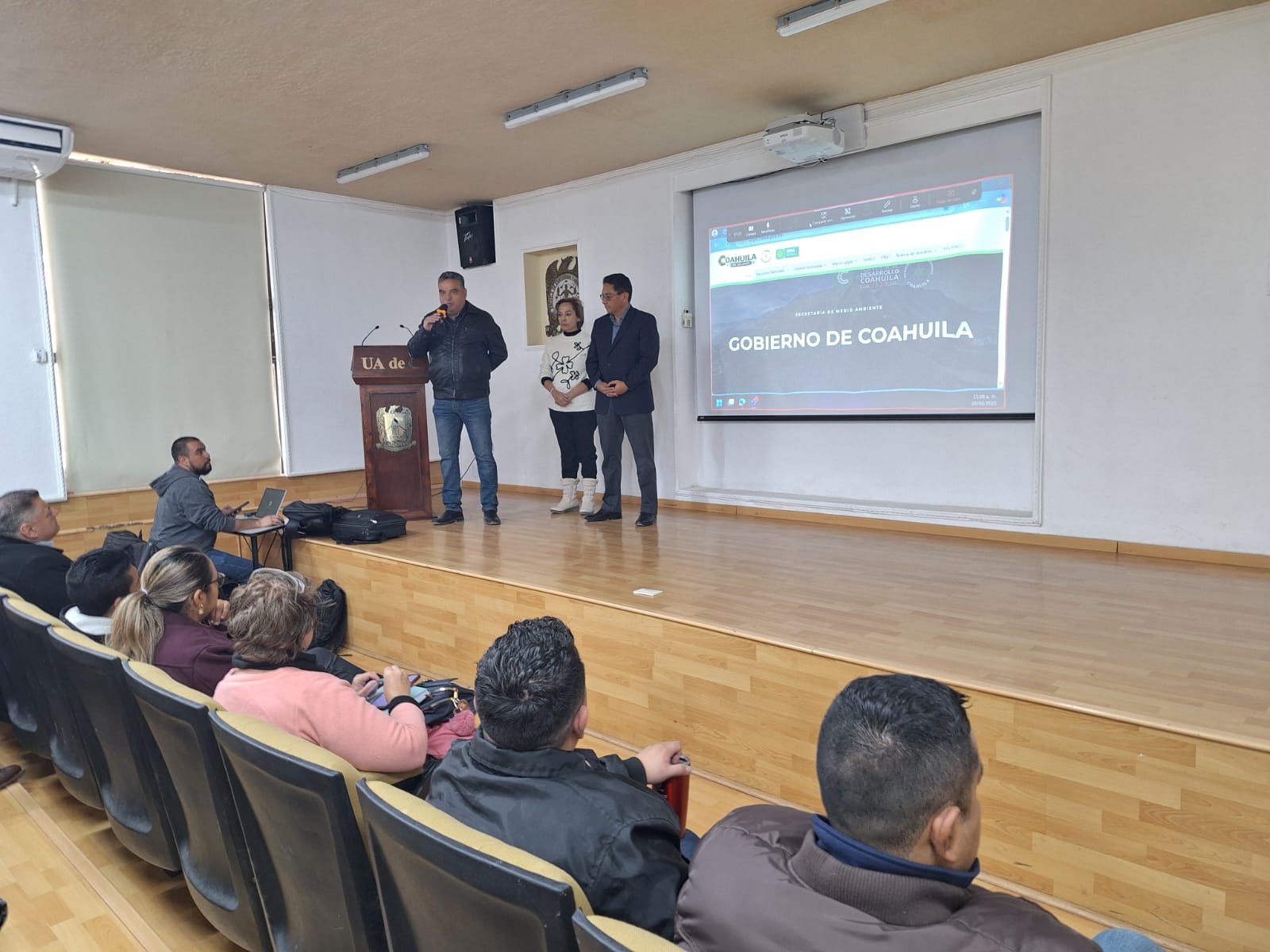 Participan 60 empresas en taller de gestión ambiental