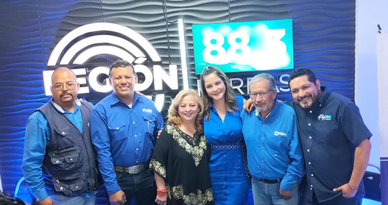 REGIÓN 88.3 FESTEJA PRIMER ANIVERSARIO