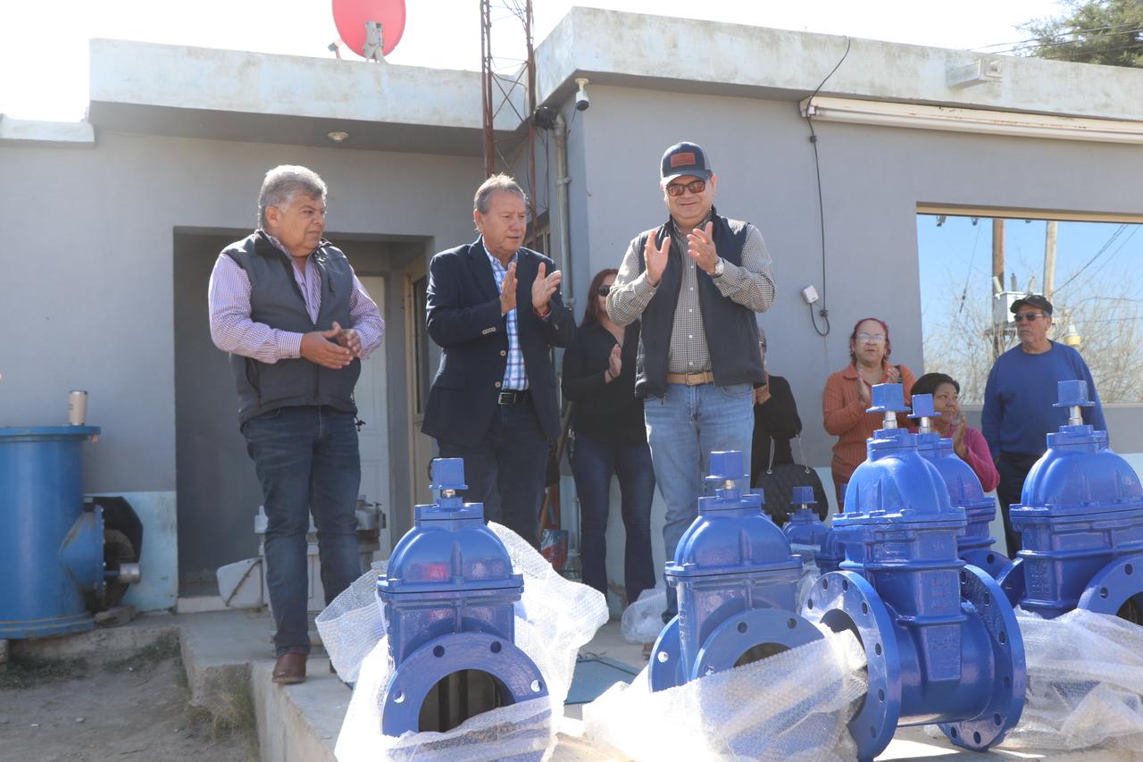 Mejoran abasto de agua en colonias de Rosita