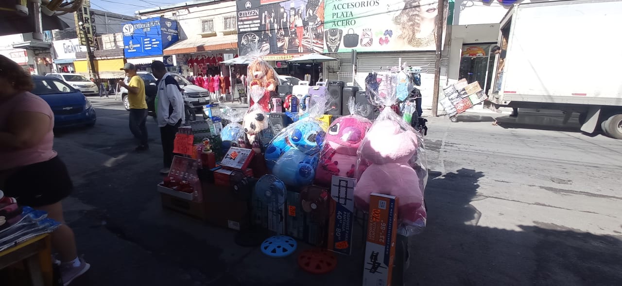 Se llenan de color las calles del centro