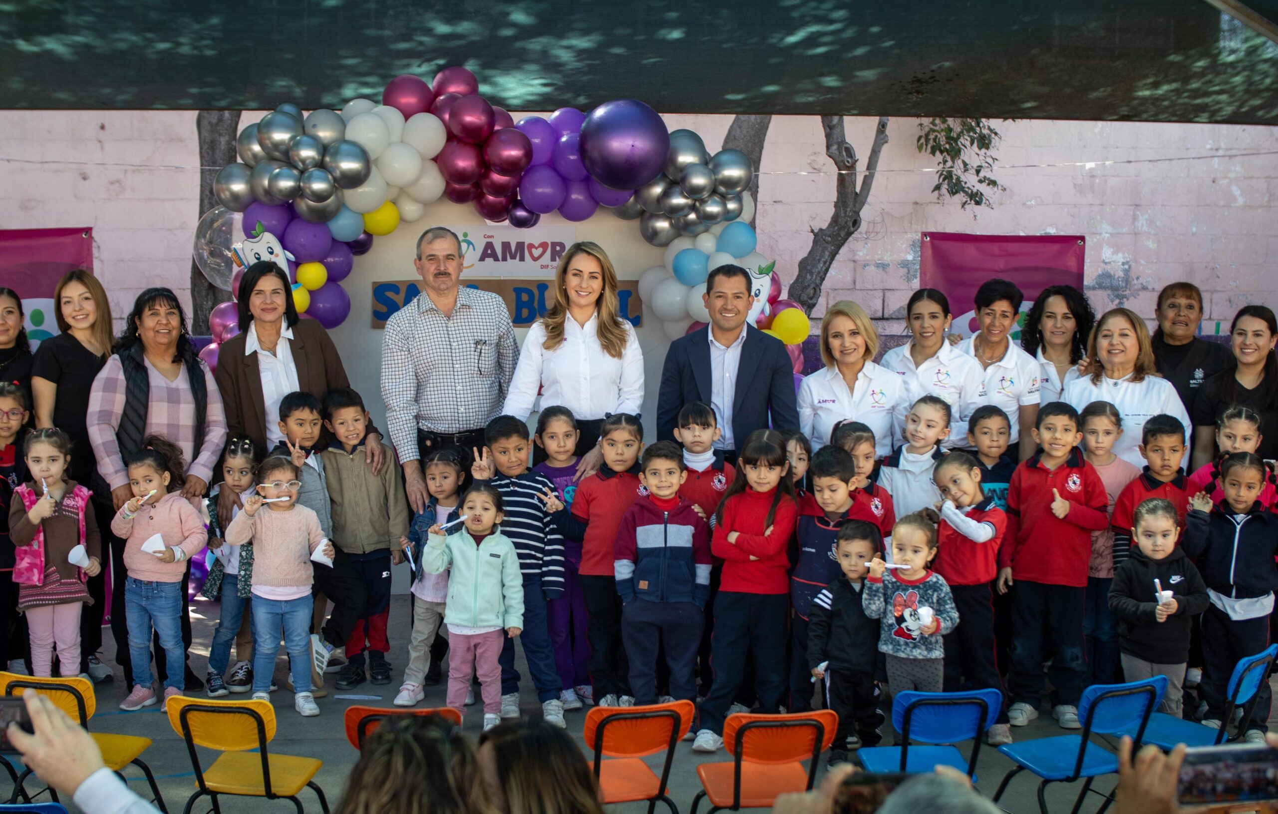 Arranca Luly López programa “Amor por las Sonrisas Sanas”