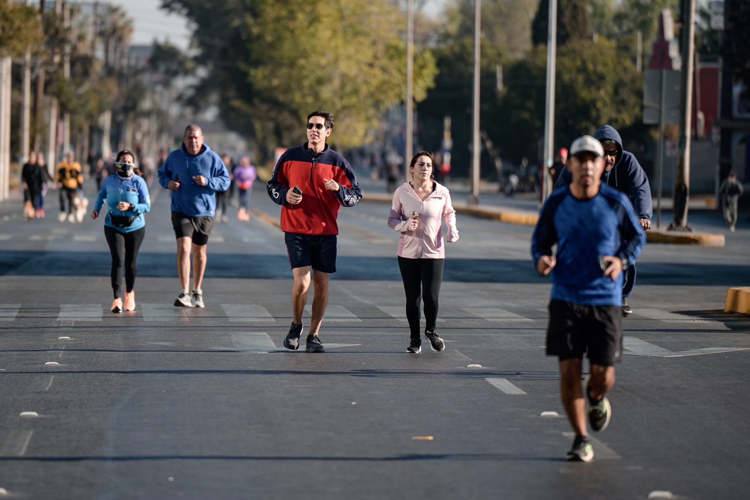 Disfrutan cientos de saltillenses de actividades en la Ruta Recreativa