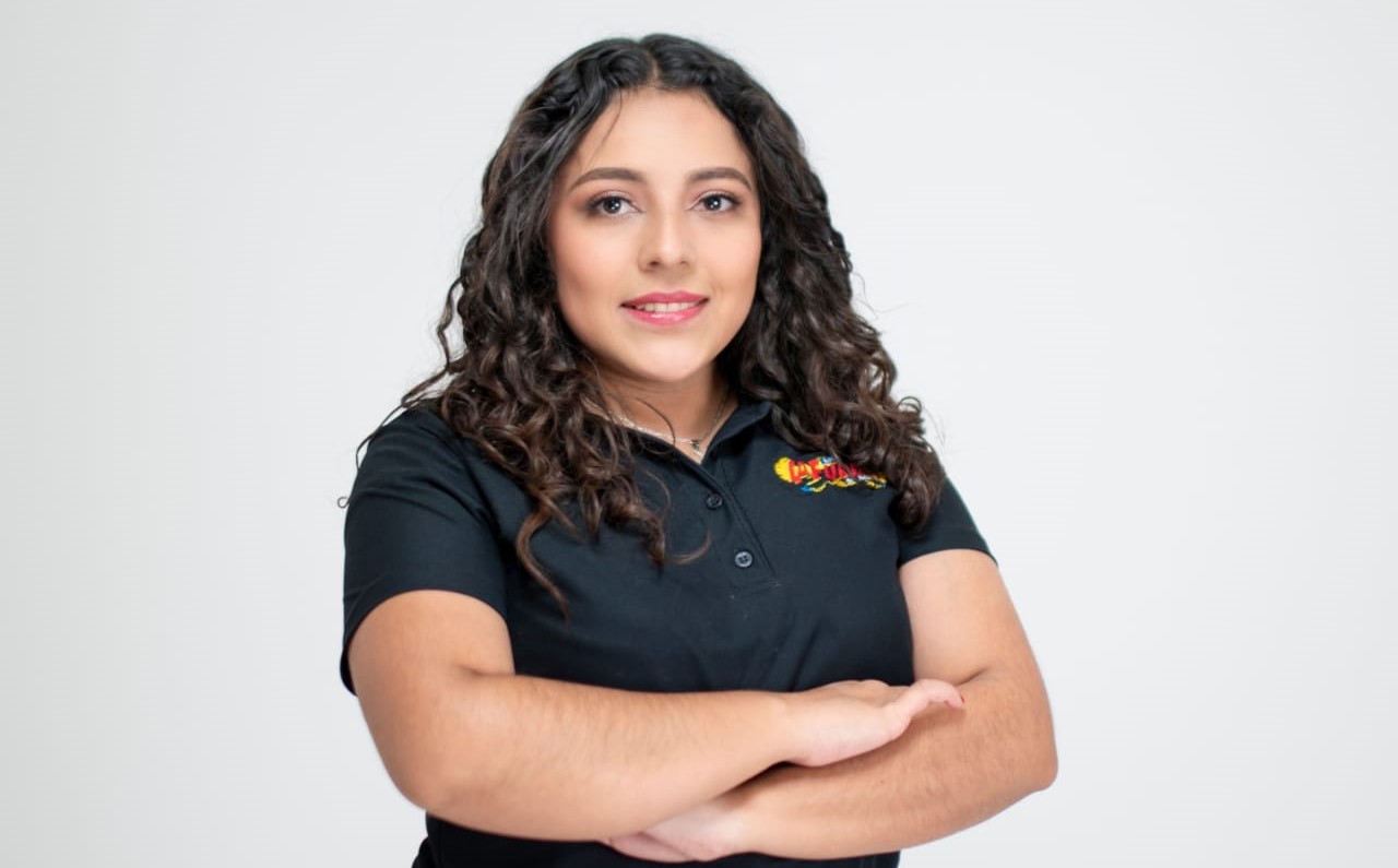 Lucero  García :  la voz que  ameniza tu  día