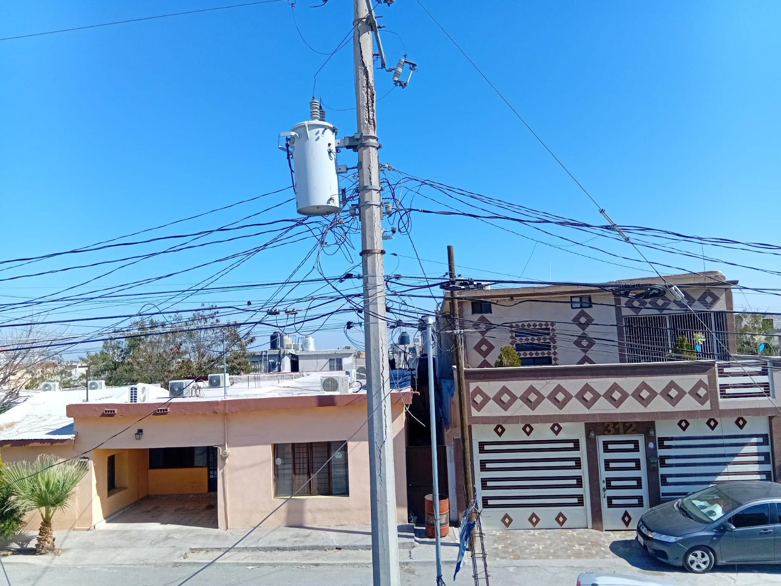 Una más de ladrones: desconectan colonia