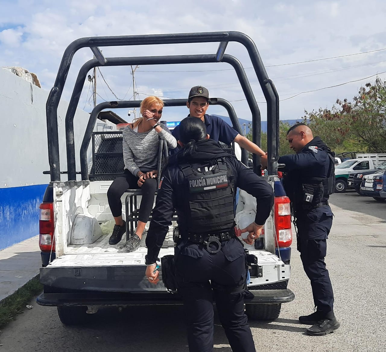 Aseguran por robo a pareja de jóvenes