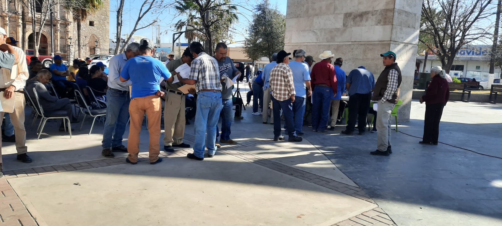 Recibirán 80 mil pesos 3 mil ex obreros AHMSA