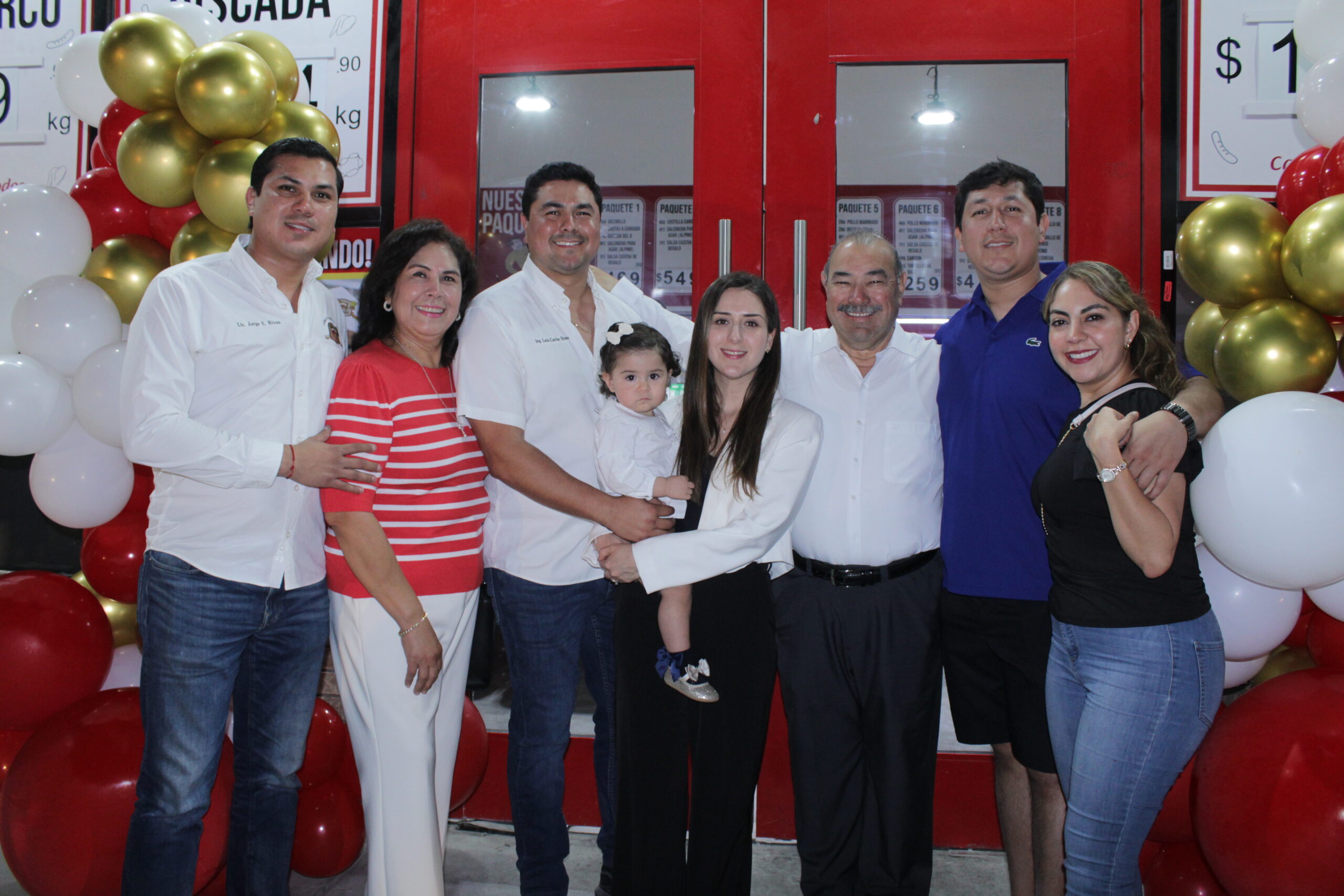 Celebra 6 Aniversario Carnes Luis Sucursal Borja