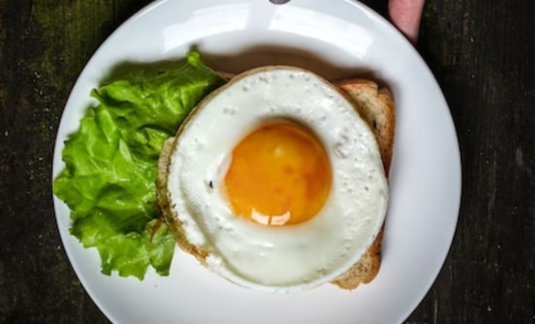 ¿Cuánto huevos se deben comer al día?; esto dice la IA