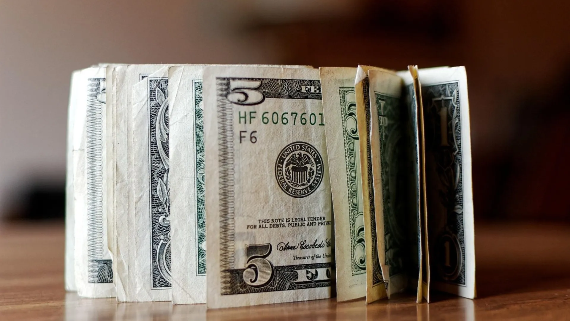 Precio del dólar hoy 24 de febrero de 2025