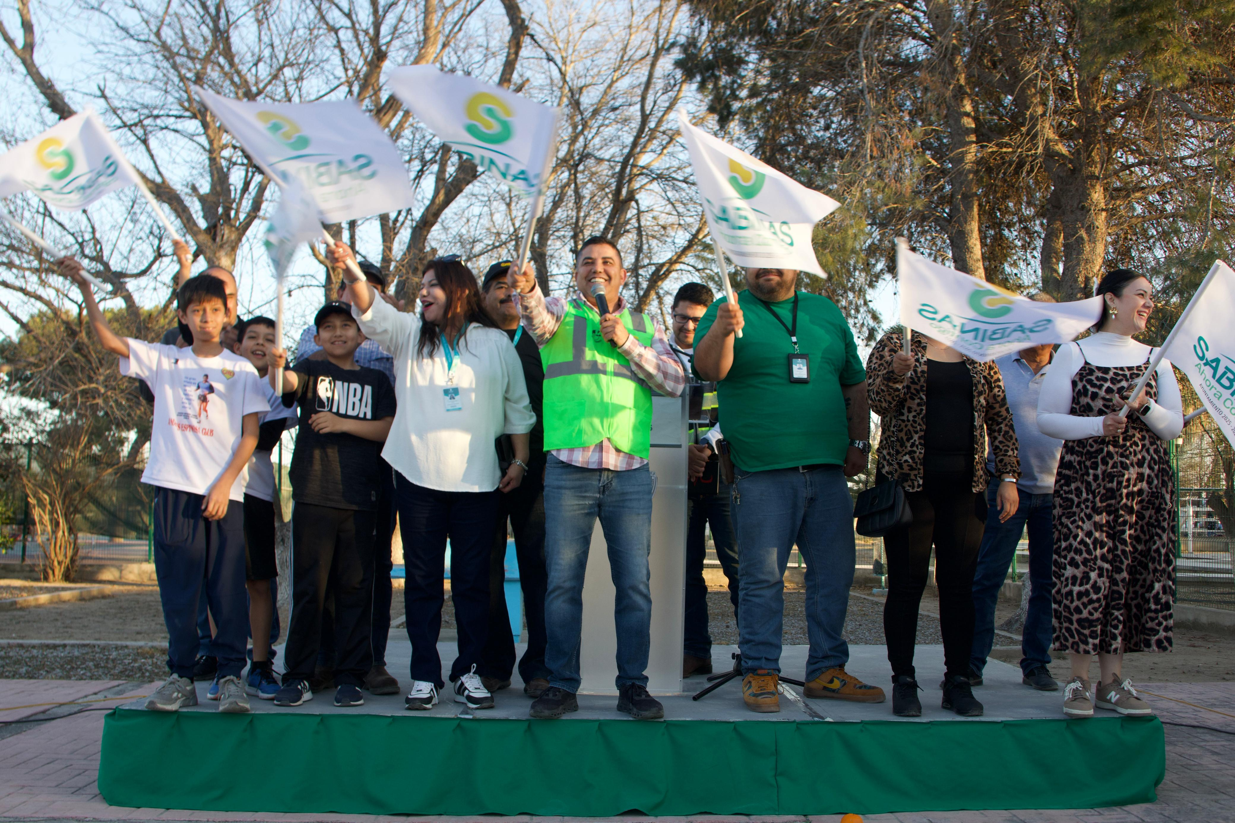 Inicia la rehabilitación de la alberca pública de Sabinas