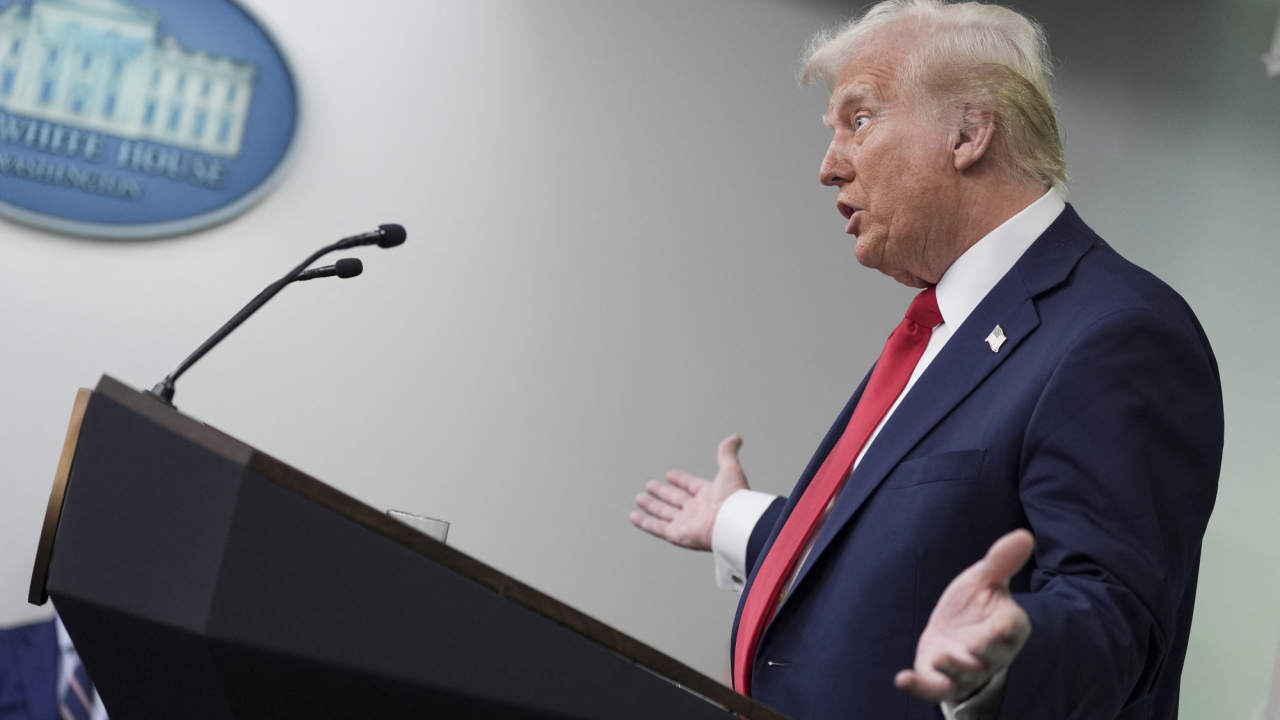 Juez ordena al Gobierno de Trump restablecer todo el gasto federal de EU que congeló