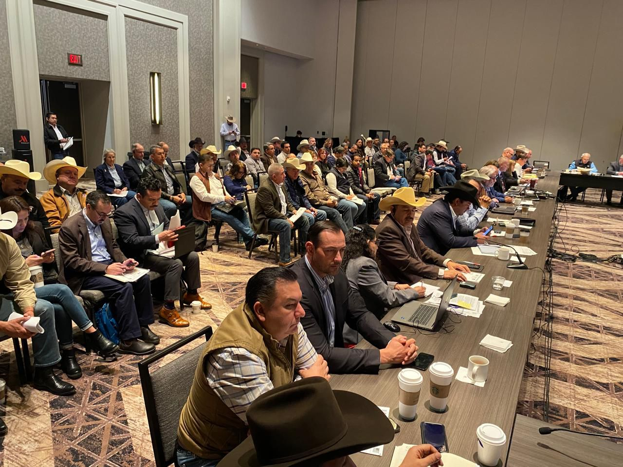 Coahuila participa en Reunión Binacional de Ganadería en Texas para agilizar reapertura de la frontera