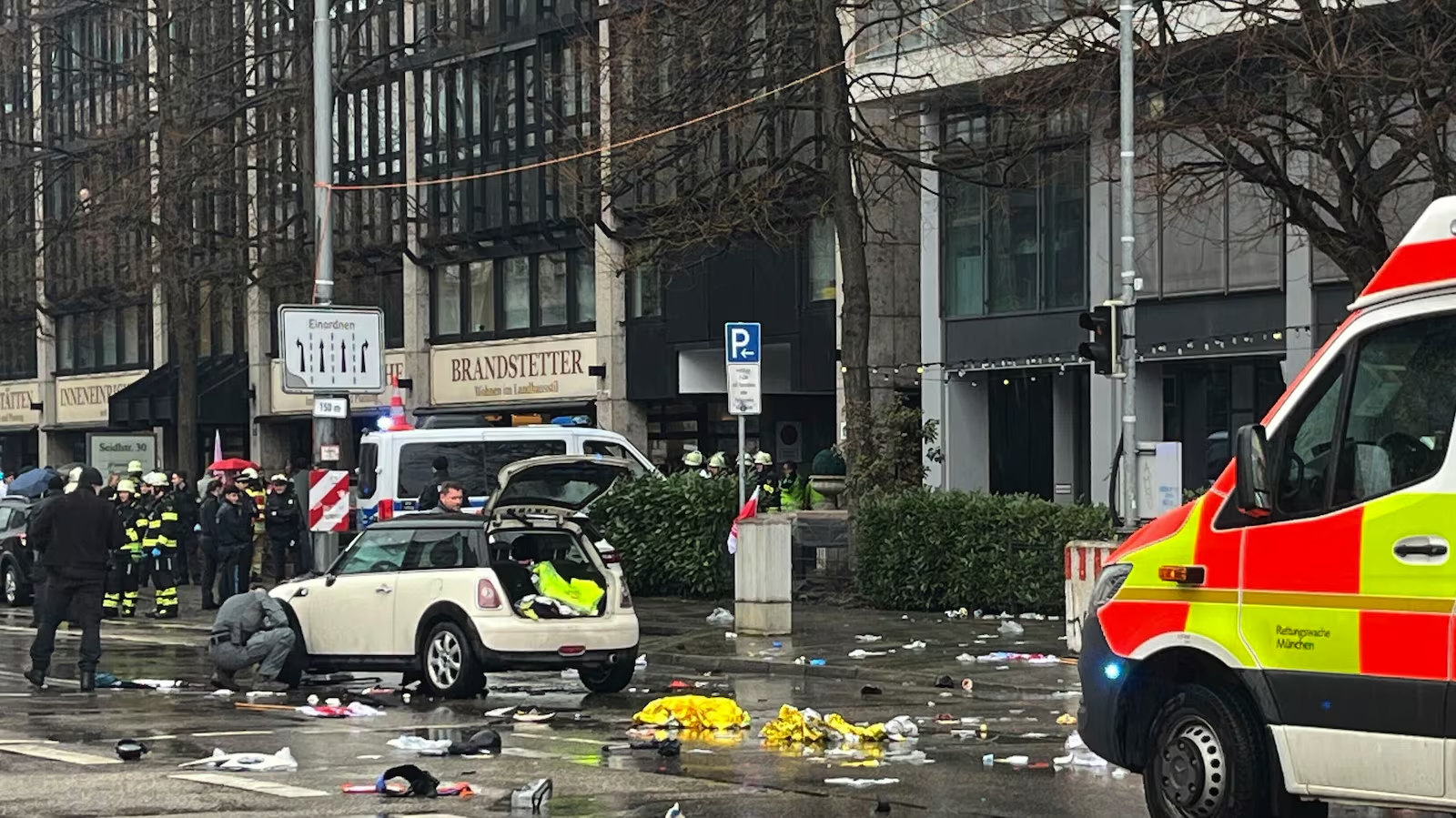 Atropello masivo en Múnich, Alemania: Auto embiste a multitud y deja 28 heridos; analizan atentado