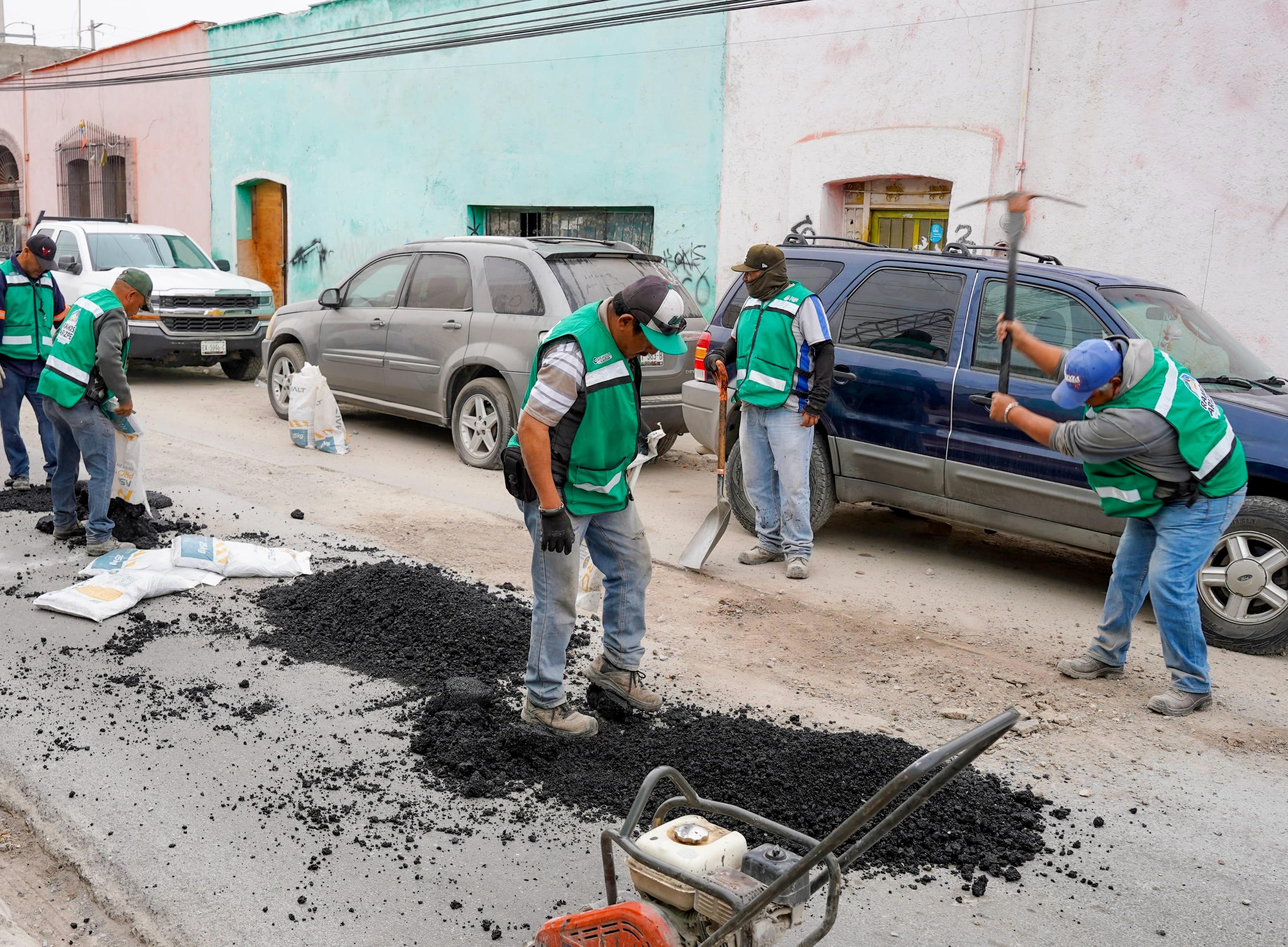 Cuadrillas de Embellecimiento Urbano trabajan por todo Ramos Arizpe