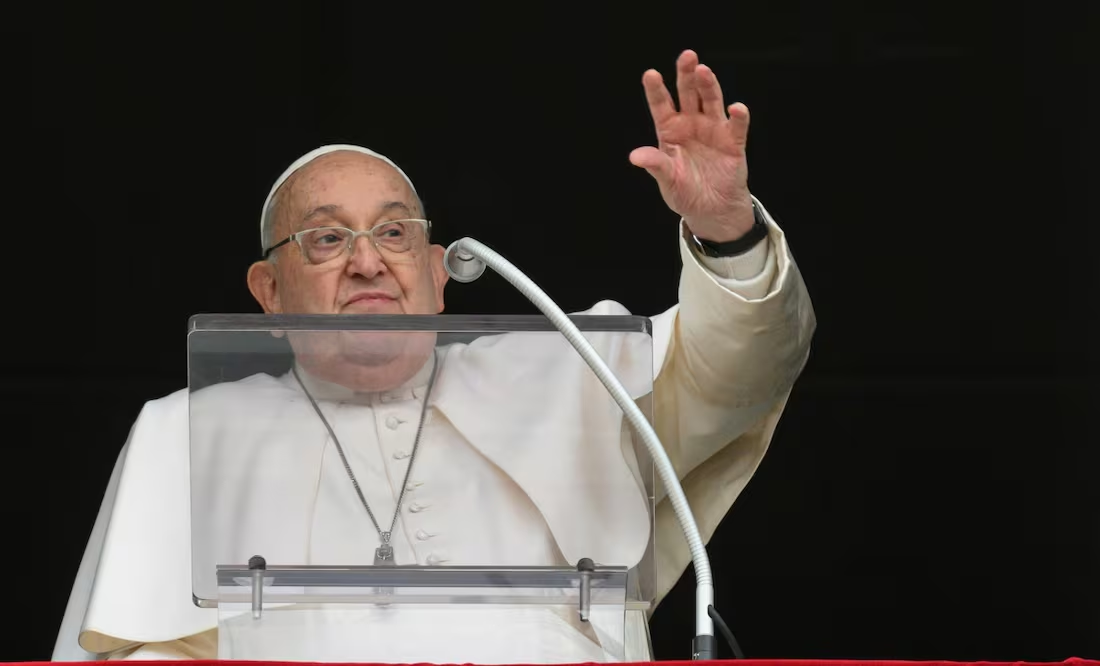 Papa Francisco tiene una infección en vías respiratorias; comenzará terapia farmacológica, reporta el Vaticano