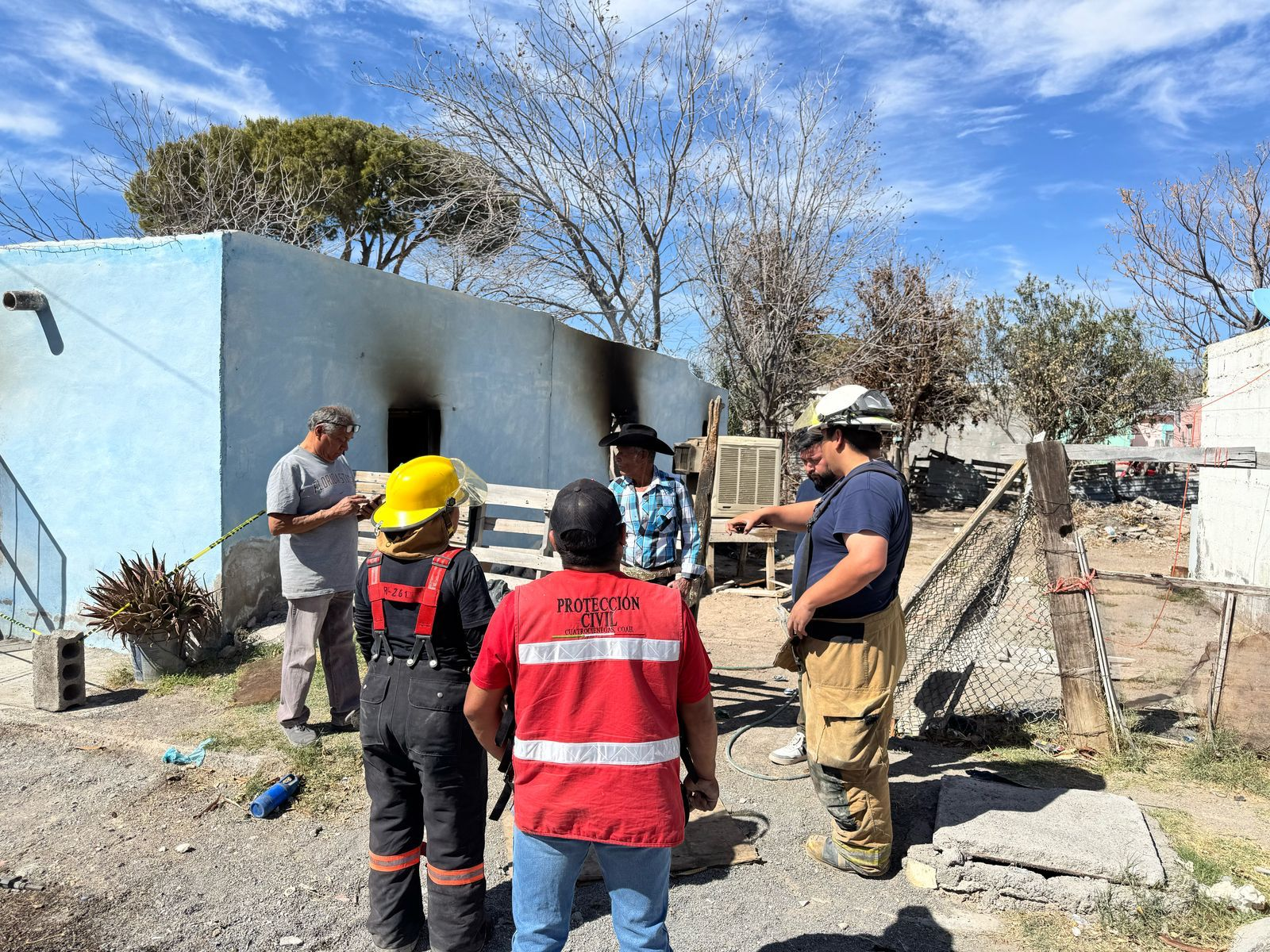 INCENDIO EN VIVIENDA DE CALLE LUCILA RUIZ ES CONTROLADO POR PROTECCIÓN CIVIL Y BOMBEROS