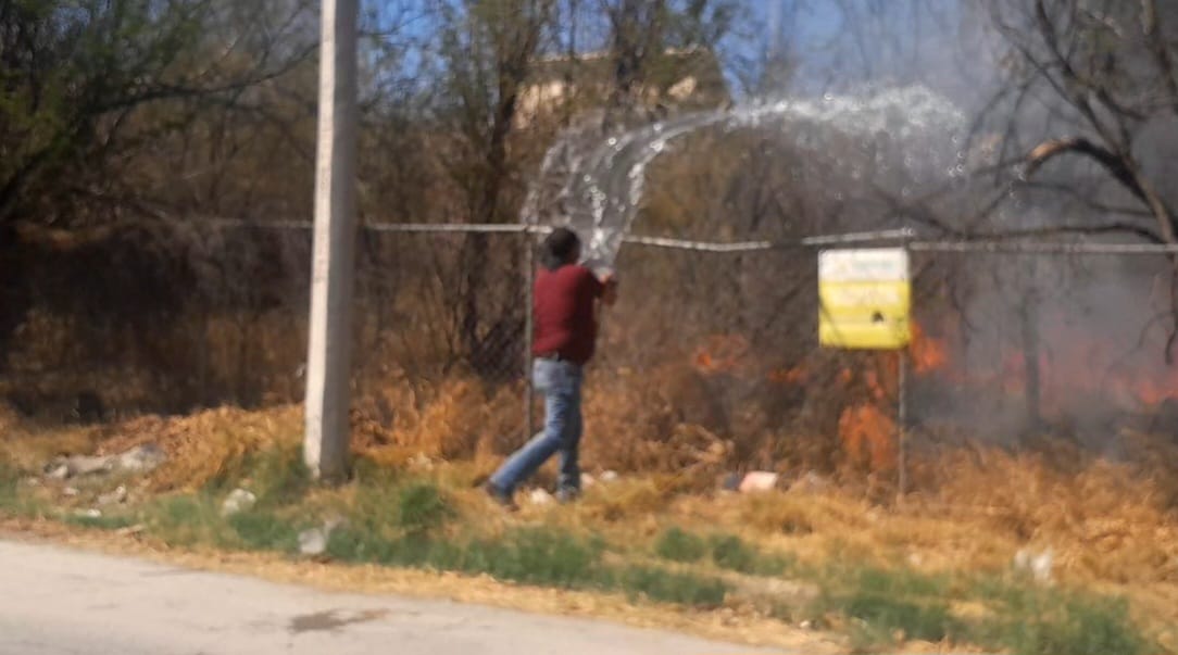 Devastador incendio a espaldas de Soriana