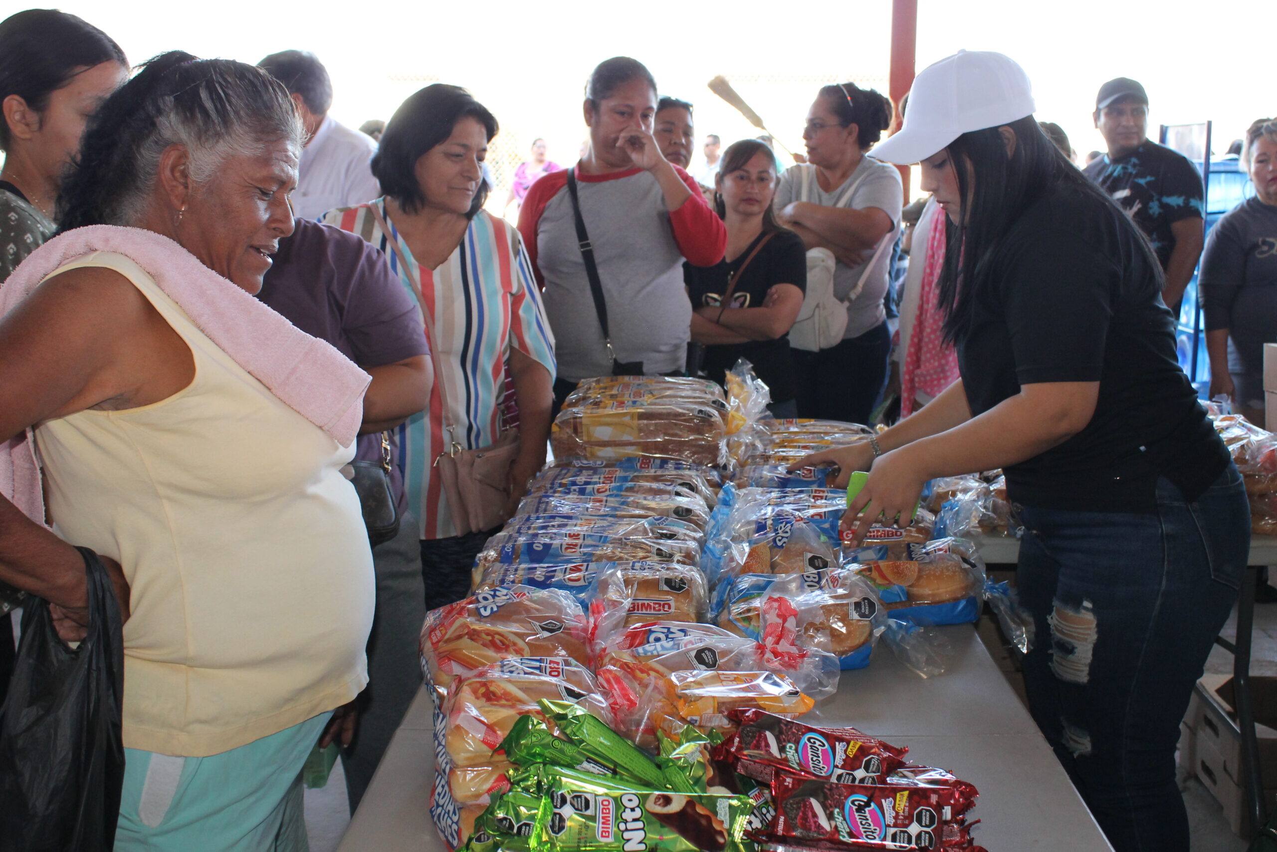 Llevan Mercadito Mejora con múltiples beneficios
