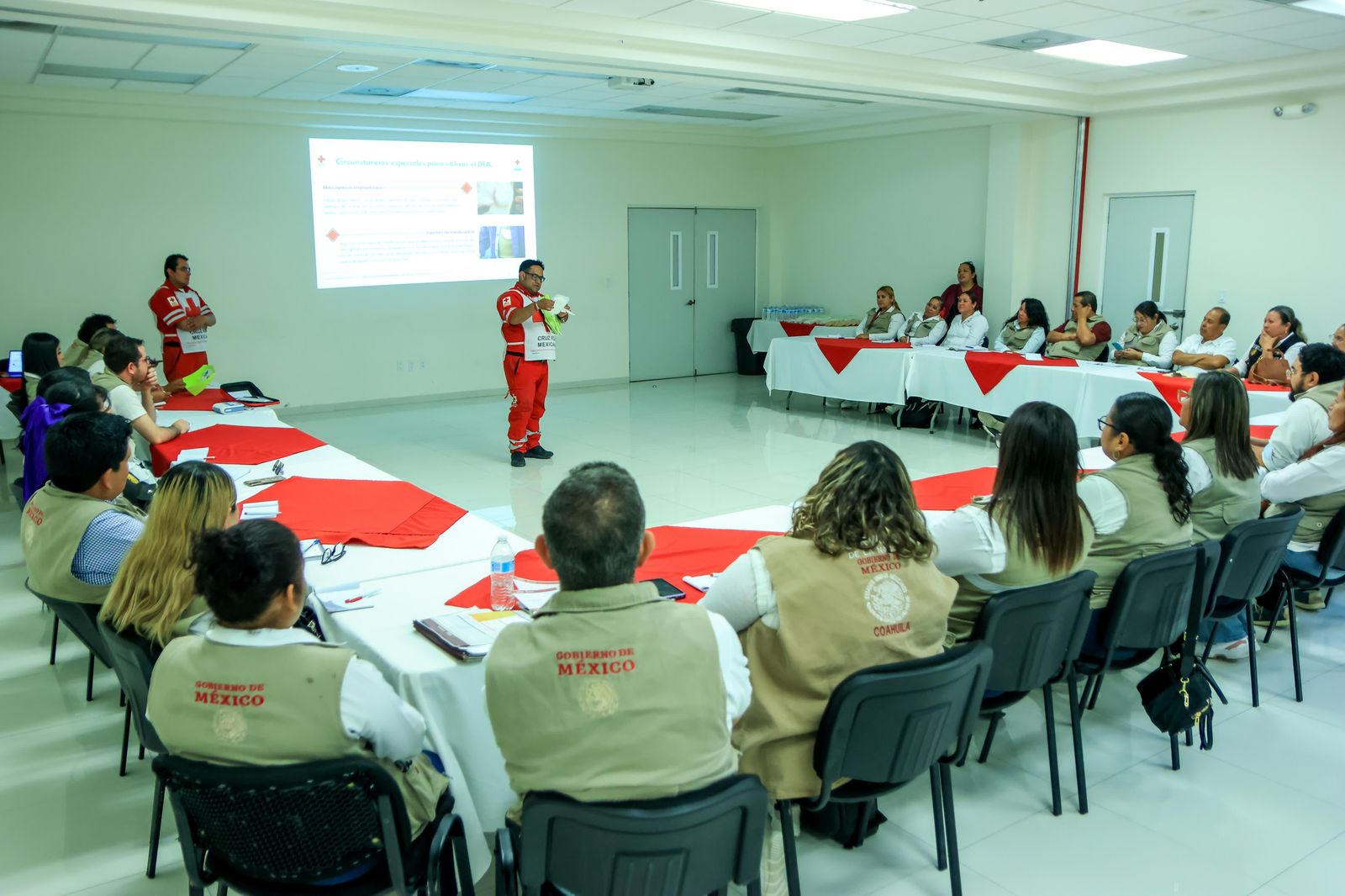 Reciben curso de Primeros Auxilios