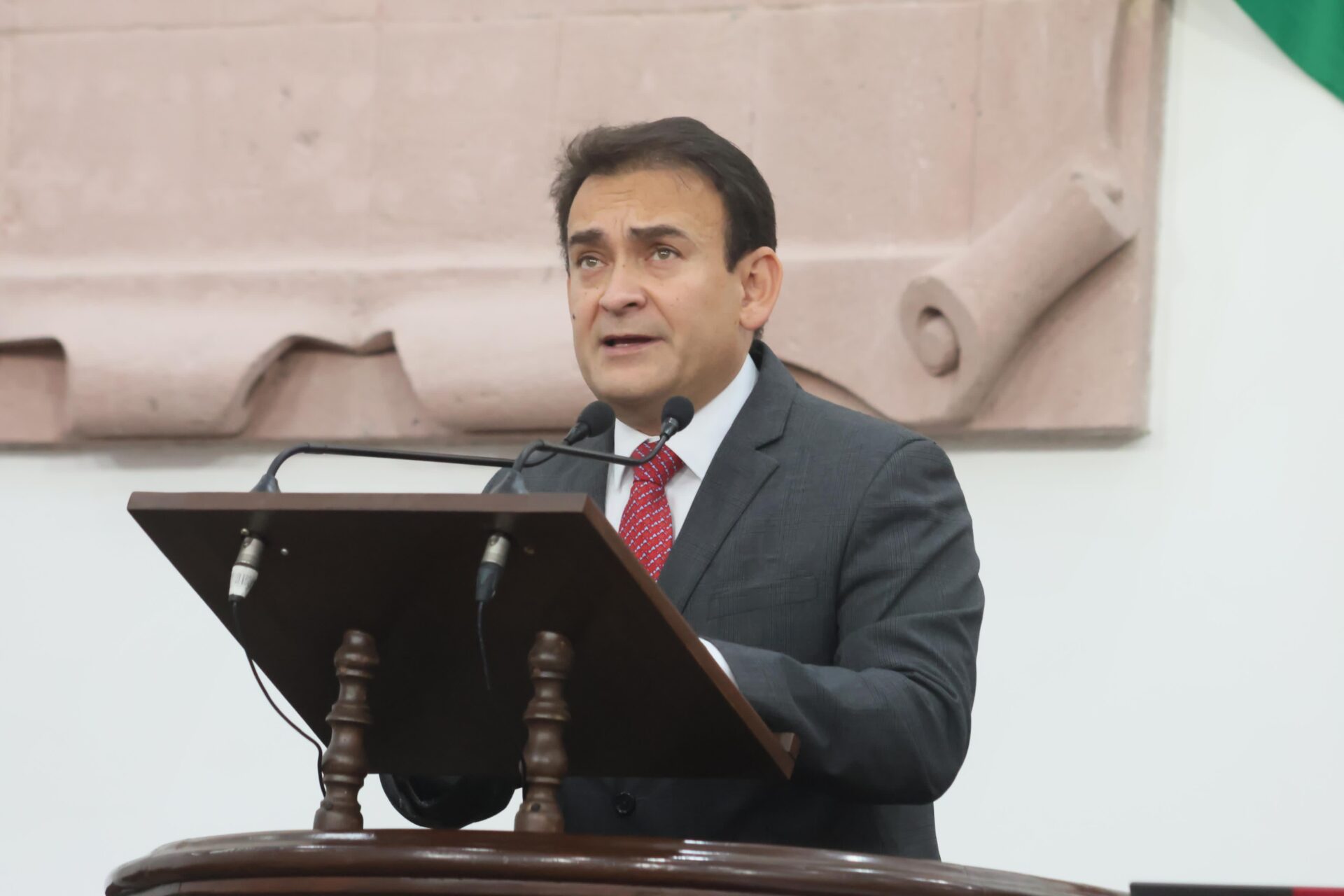 Busca Congreso mejorar el transporte de discapacitados