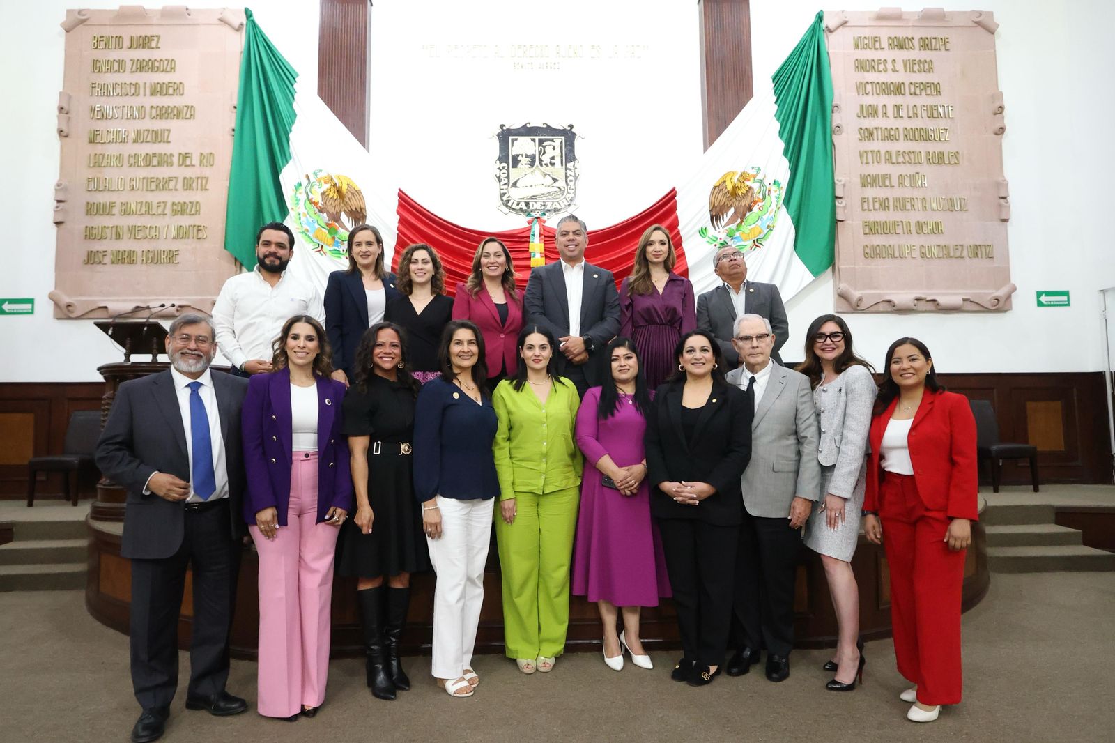 Se reúnen diputados de Coahuila y Texas