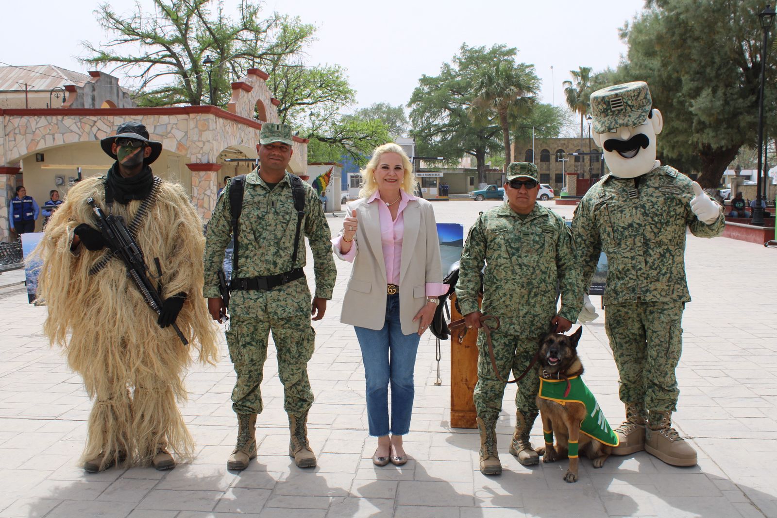 Monta Ejército exposición fotográfica en Múzquiz