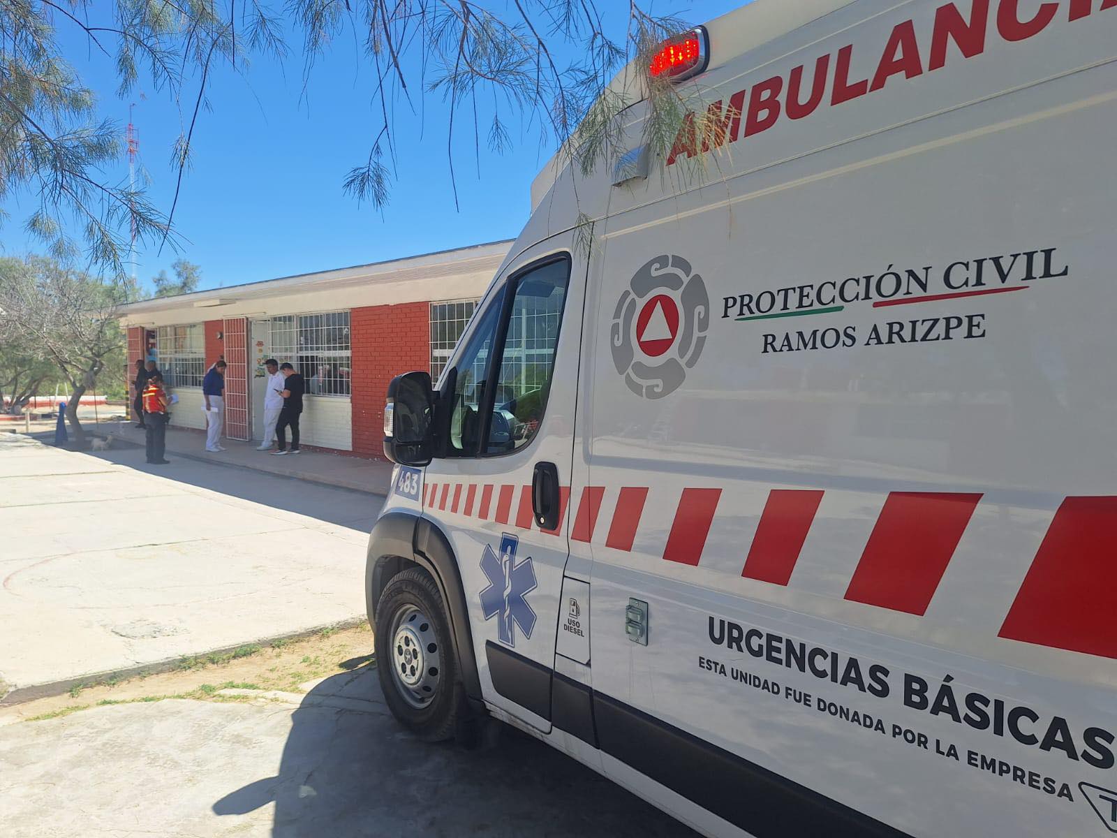 Muere niño en salón de clases