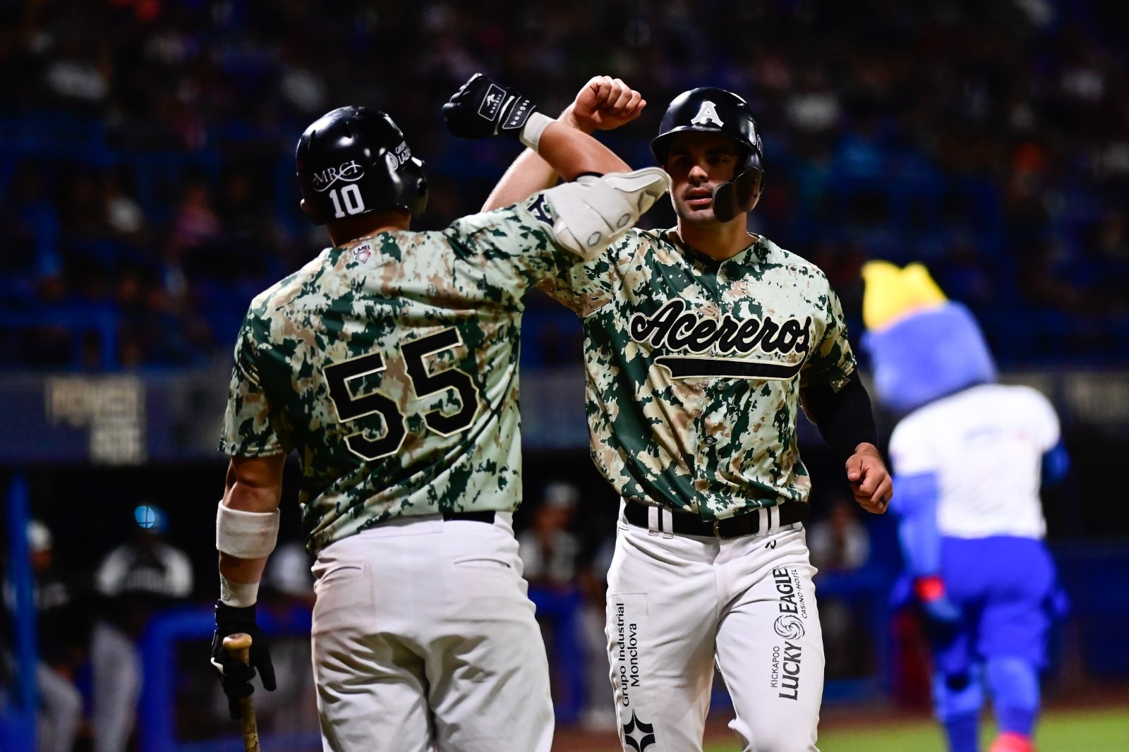 Home Run de Mendoza dio victoria a Sultanes