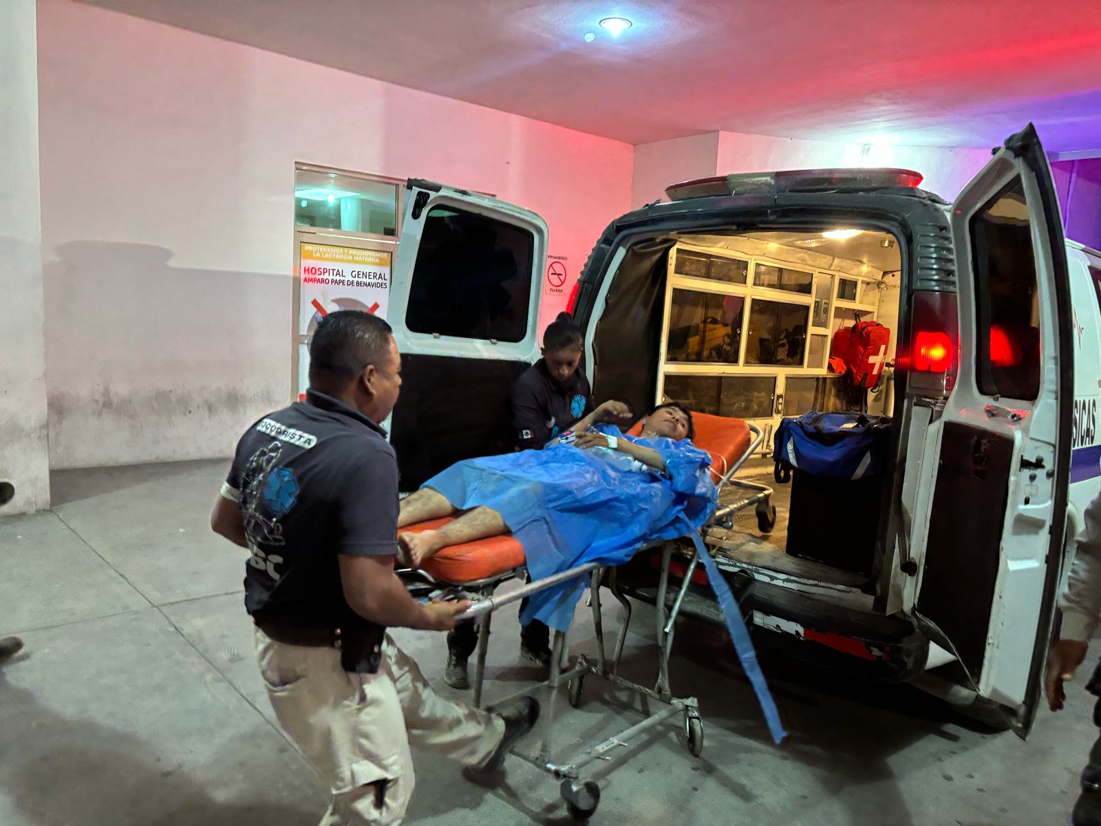Grave jinete en rodeo; fue pisoteado por toro